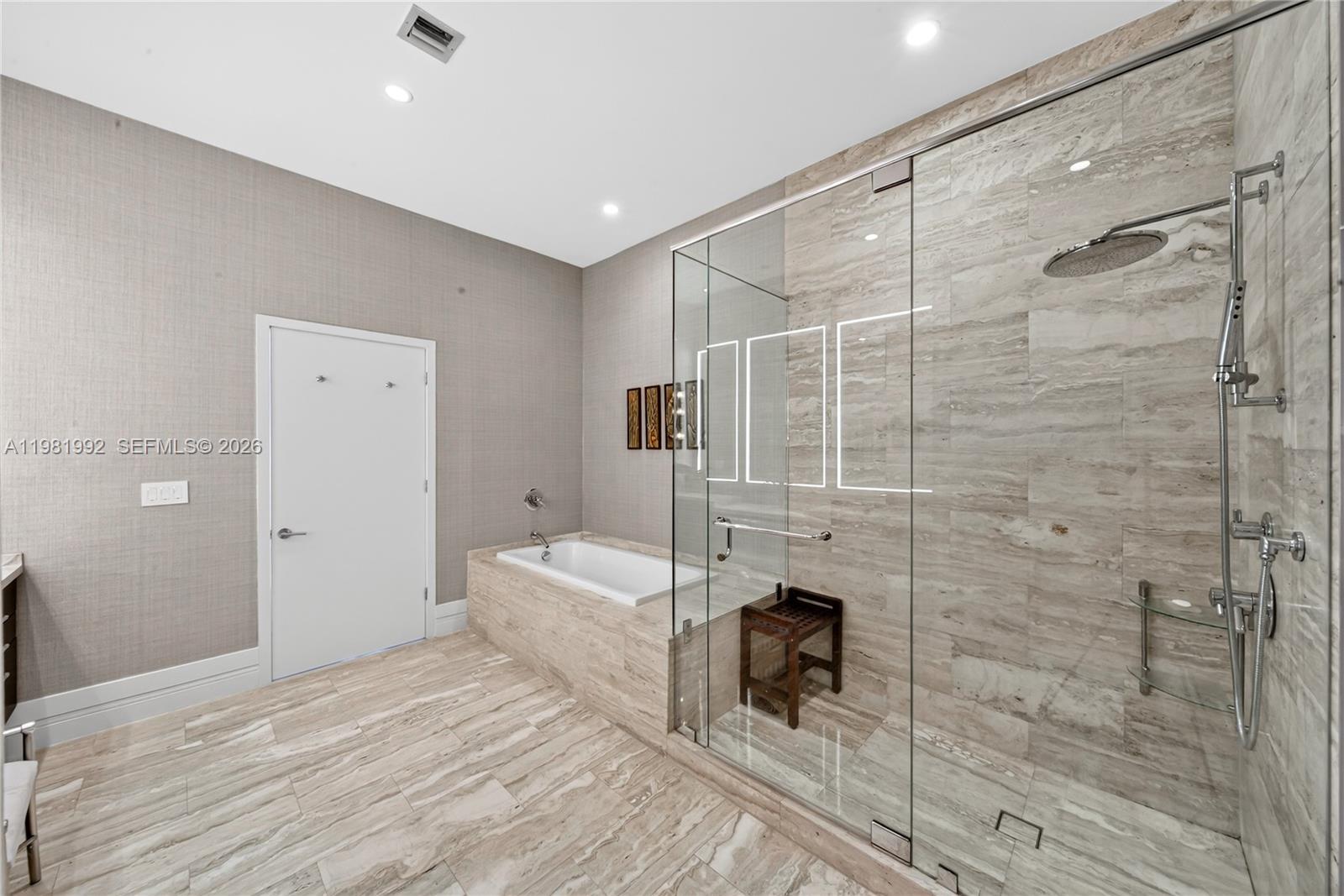 2900 NE 7th Ave #4904, Miami FL 33137