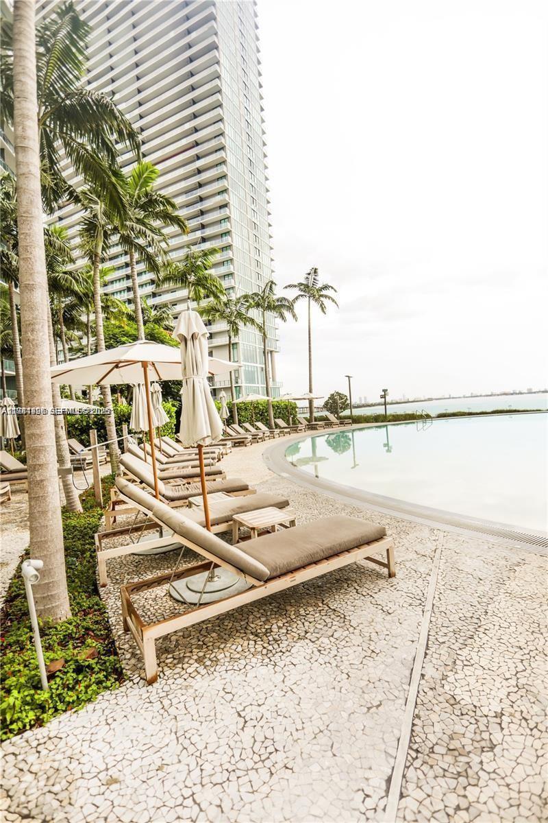 480 NE 31 St #2007, Miami FL 33137