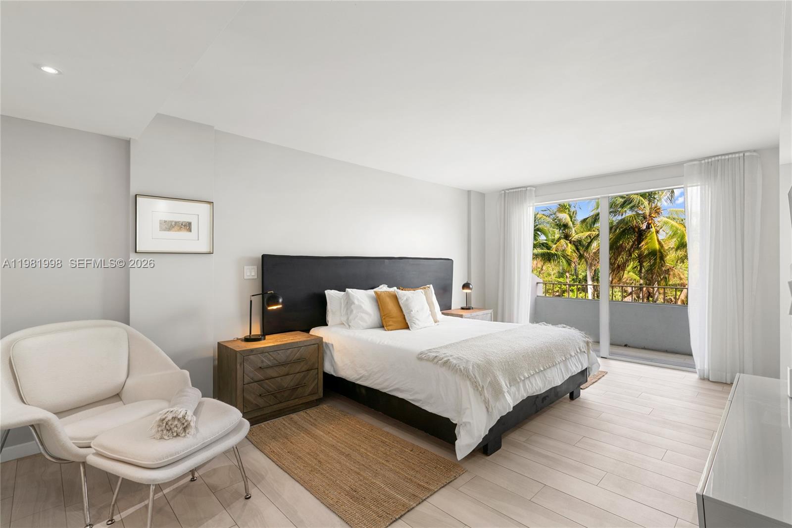 177 Ocean Lane Dr #308, Key Biscayne FL 33149