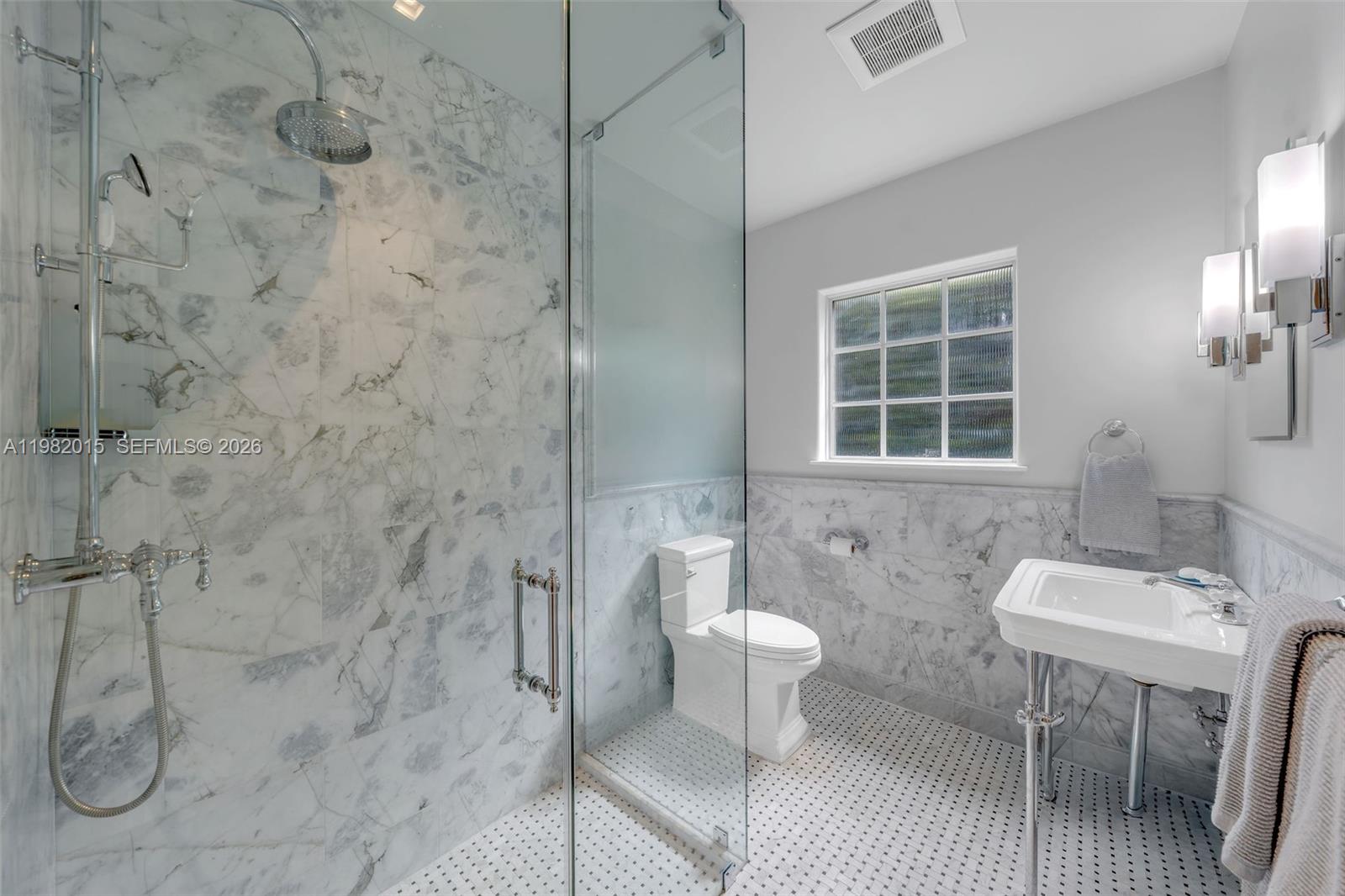 1729 Lenox Ave, Miami Beach FL 33139
