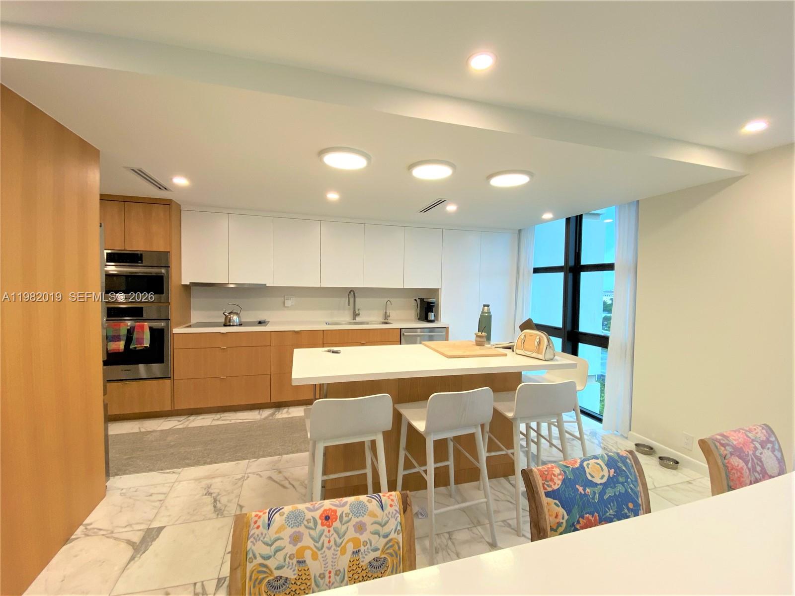 1121 Crandon Blvd #F907, Key Biscayne FL 33149