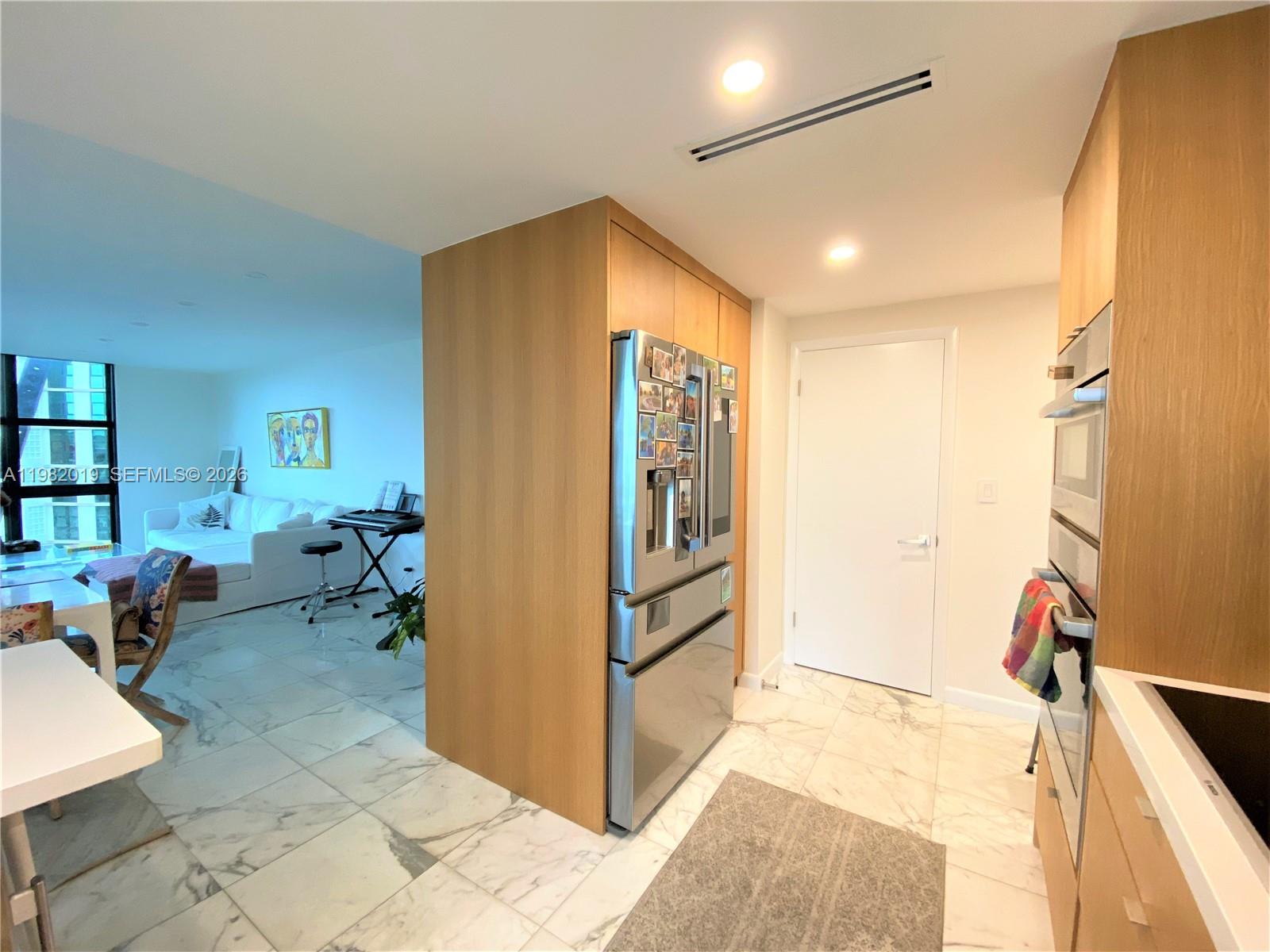 1121 Crandon Blvd #F907, Key Biscayne FL 33149