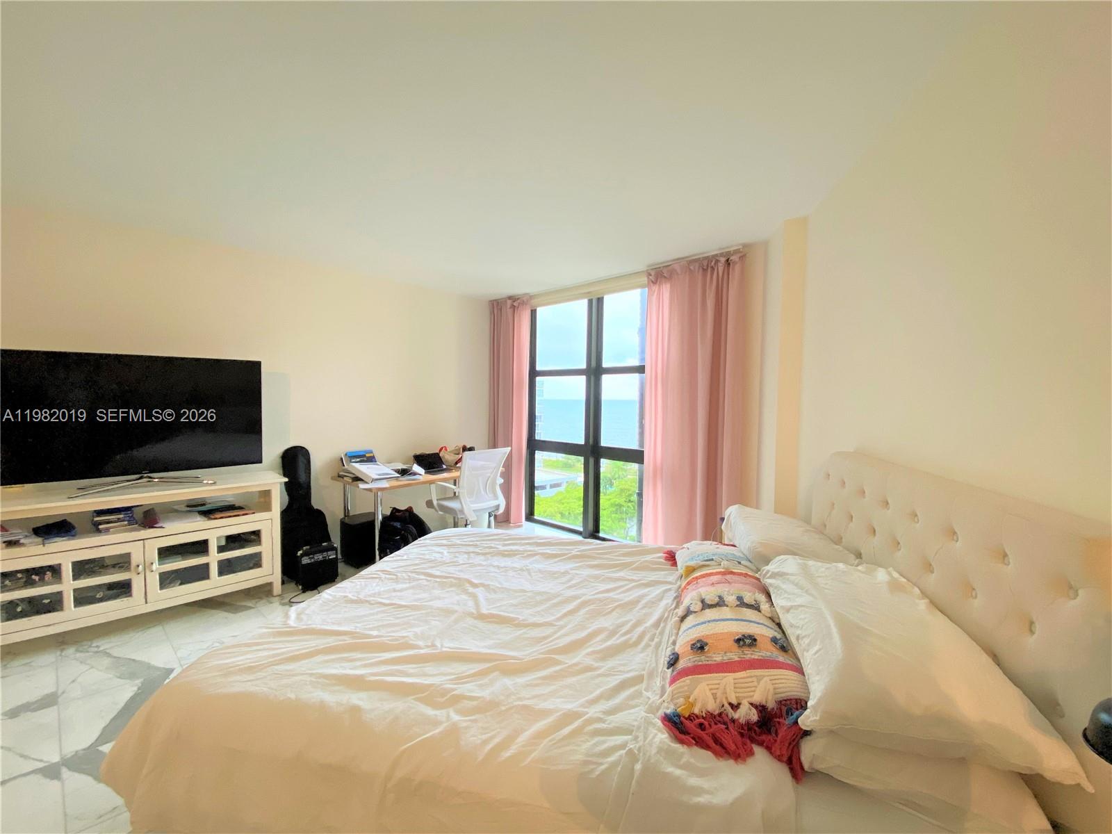 1121 Crandon Blvd #F907, Key Biscayne FL 33149
