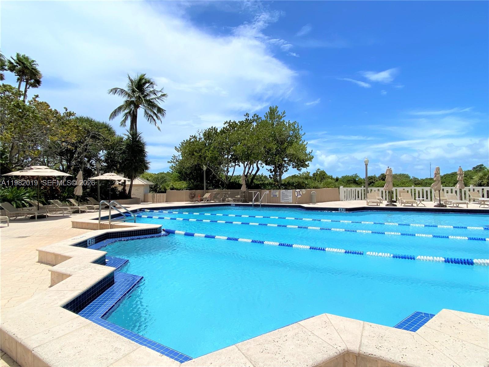 1121 Crandon Blvd #F907, Key Biscayne FL 33149
