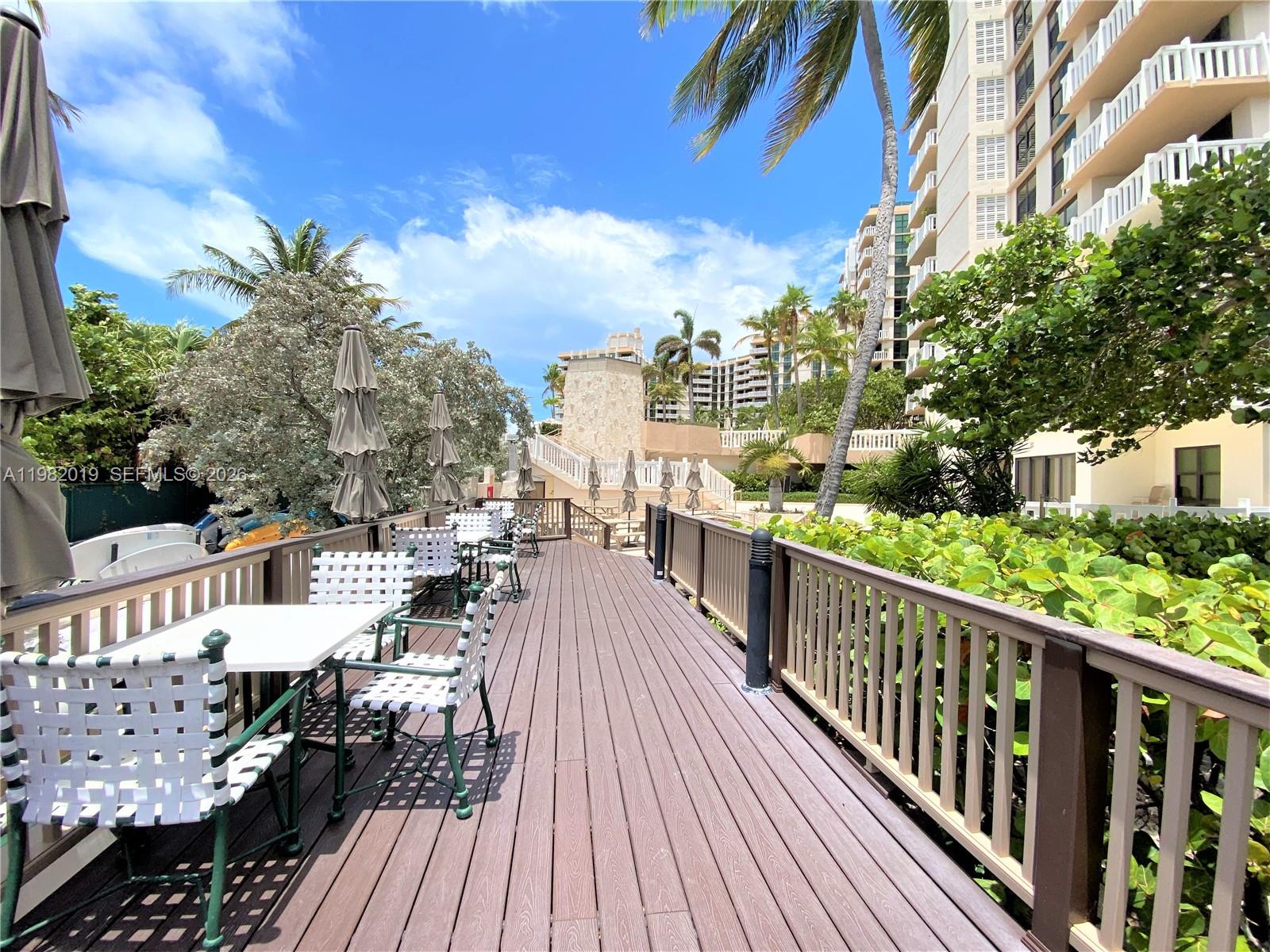 1121 Crandon Blvd #F907, Key Biscayne FL 33149
