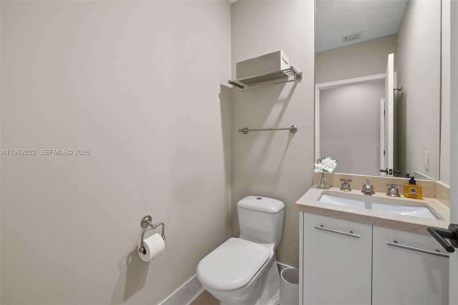 6799 Collins Ave #209, Miami Beach FL 33141
