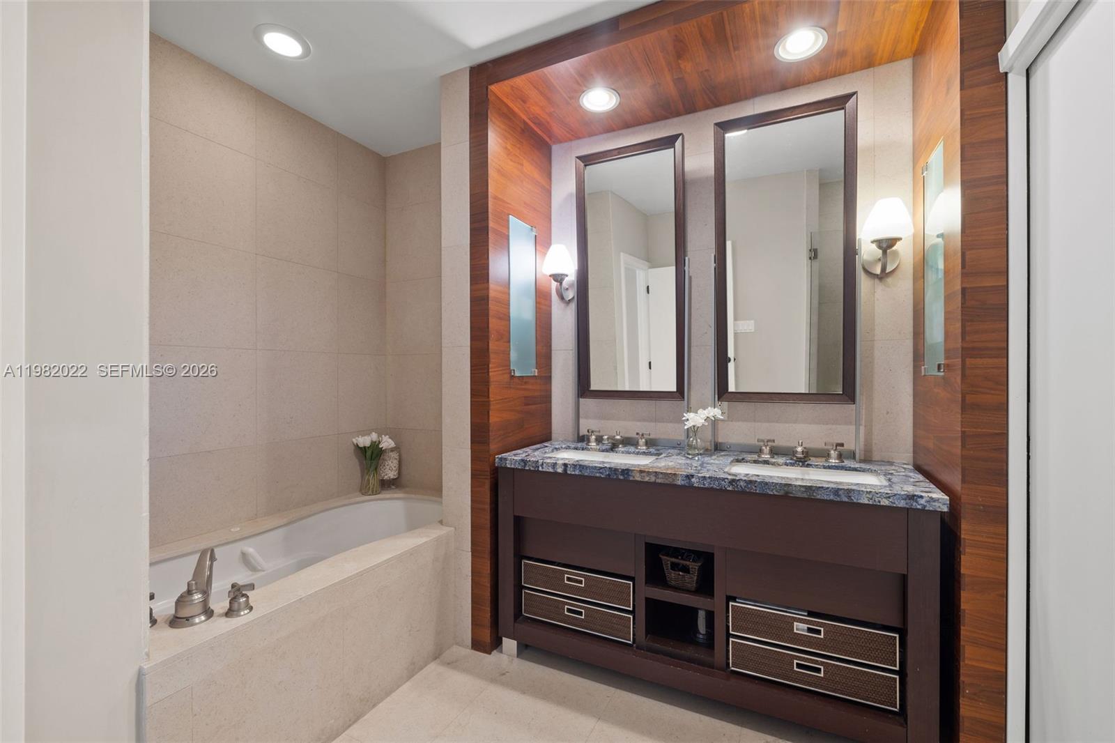 6799 Collins Ave #209, Miami Beach FL 33141