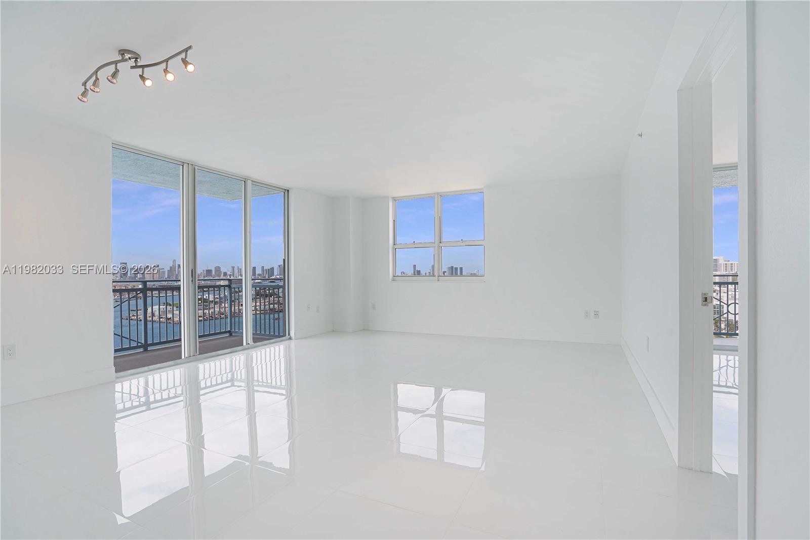 90 Alton Rd #2212, Miami Beach FL 33139