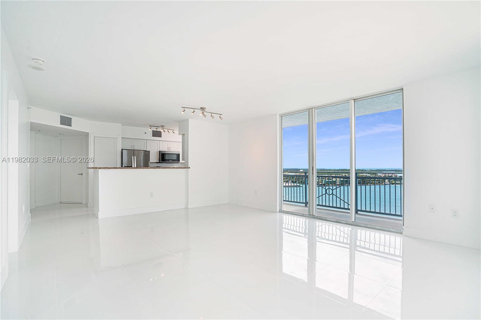 90 Alton Rd #2212, Miami Beach FL 33139