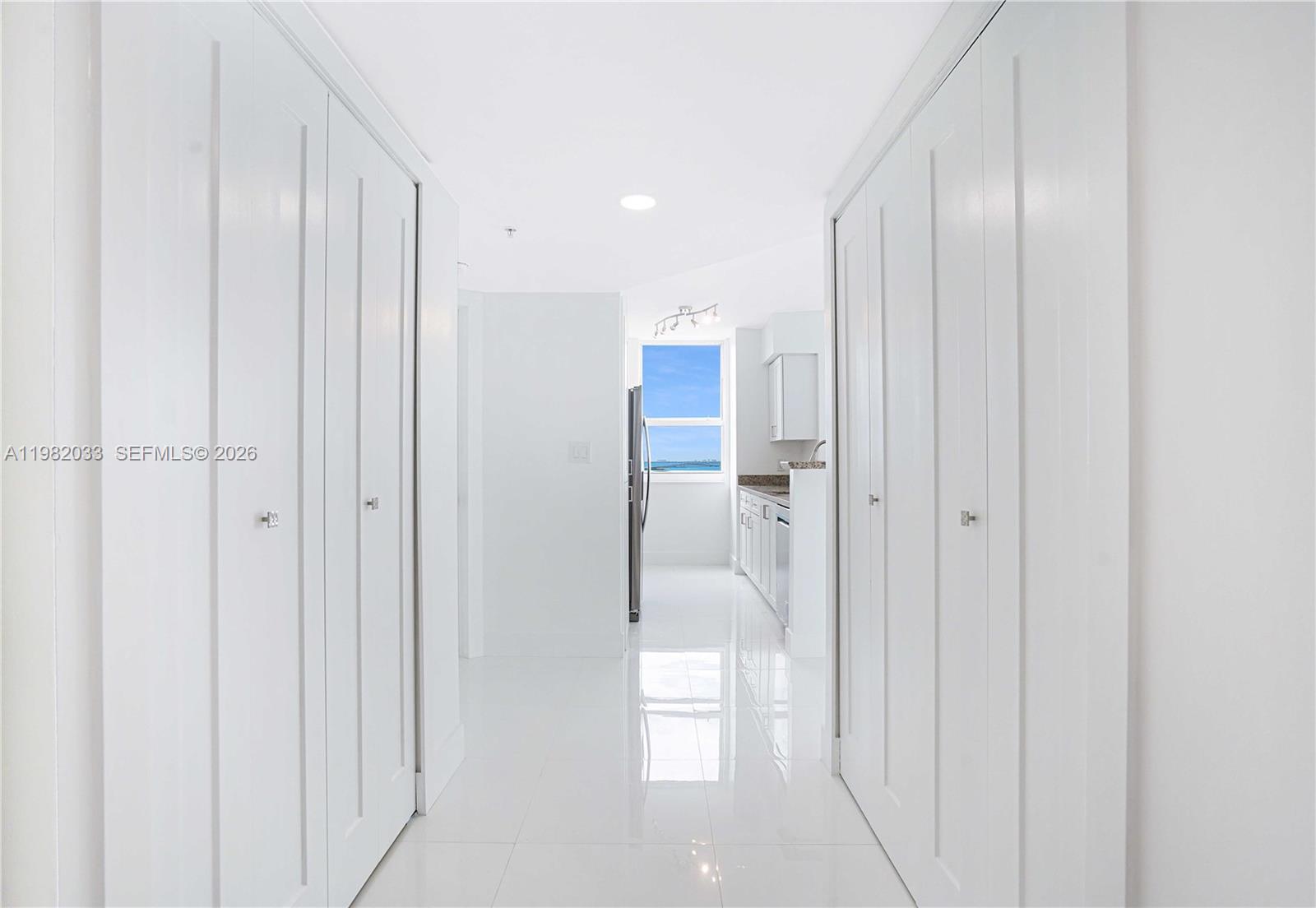90 Alton Rd #2212, Miami Beach FL 33139