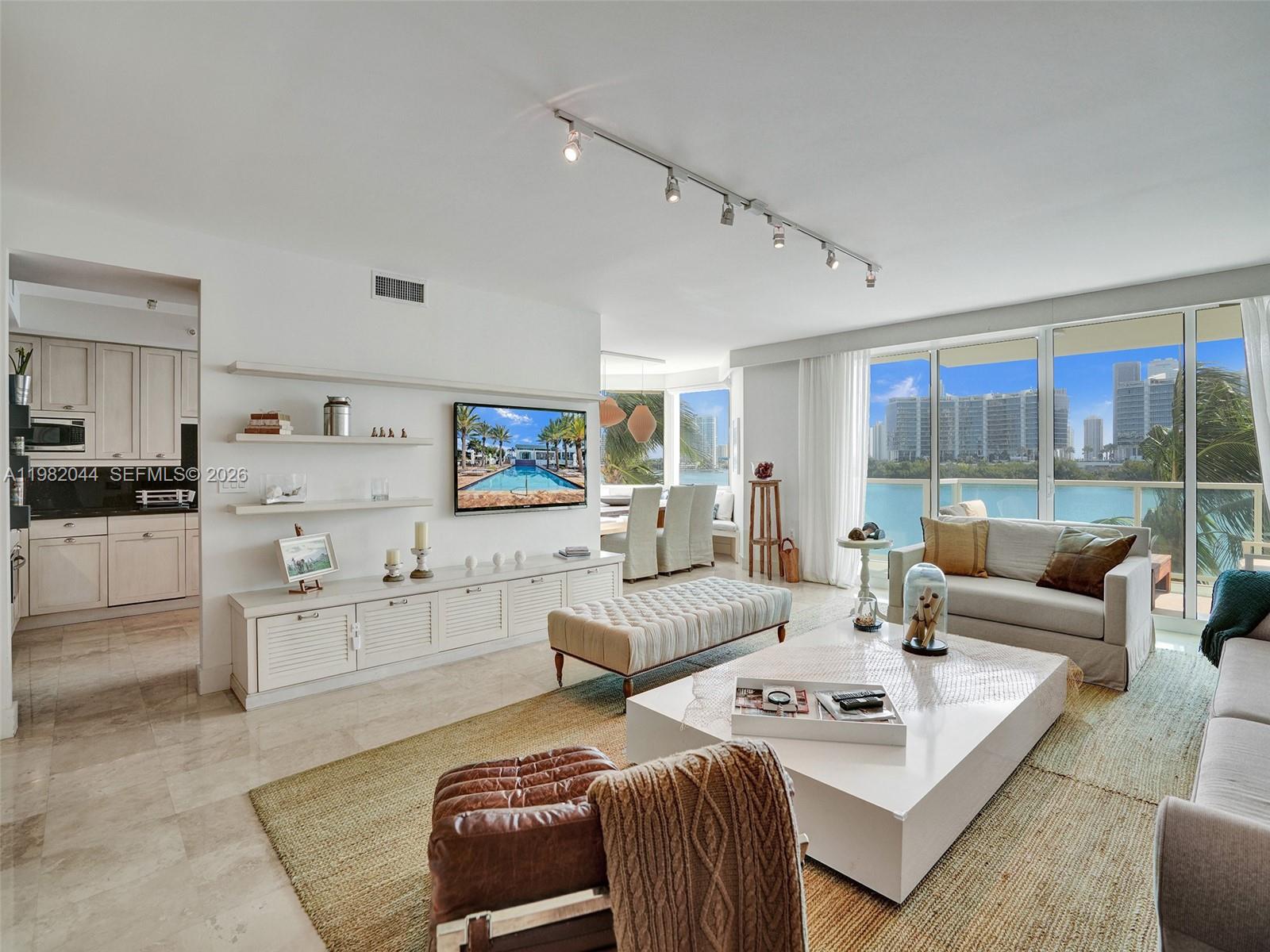 3201 NE 183rd St #301, Aventura FL 33160