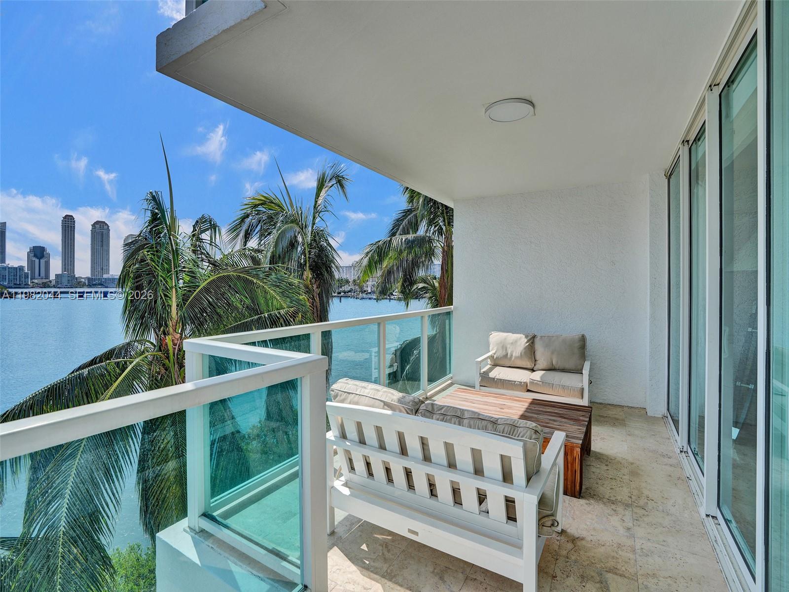 3201 NE 183rd St #301, Aventura FL 33160