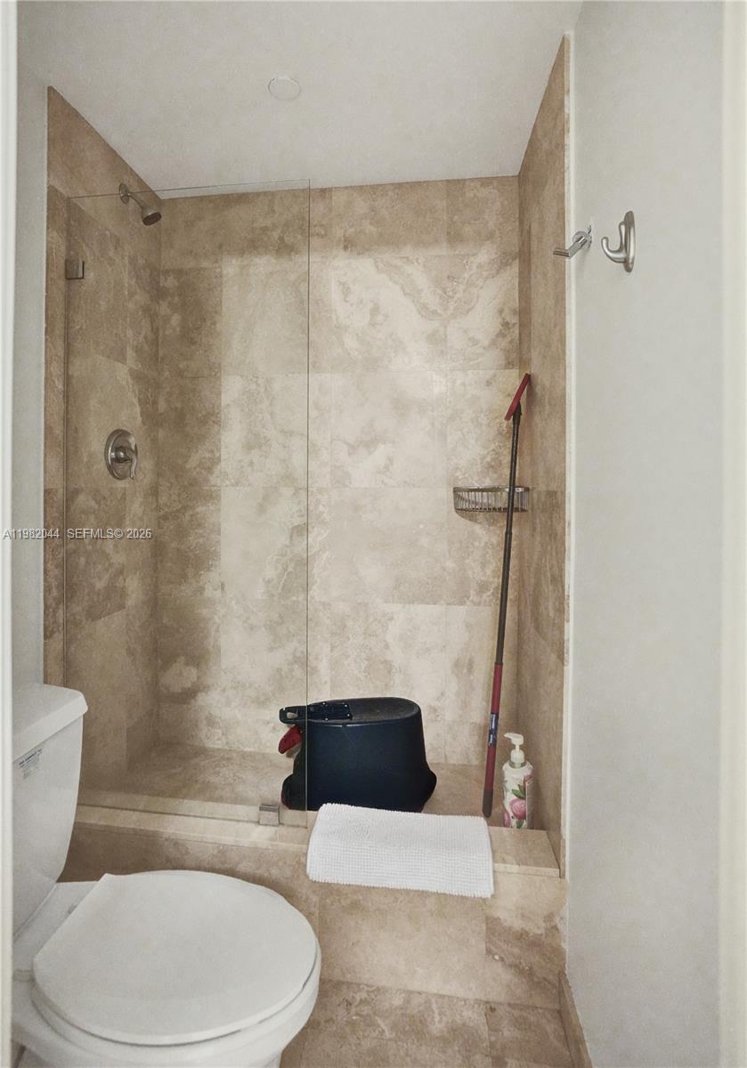 3201 NE 183rd St #301, Aventura FL 33160