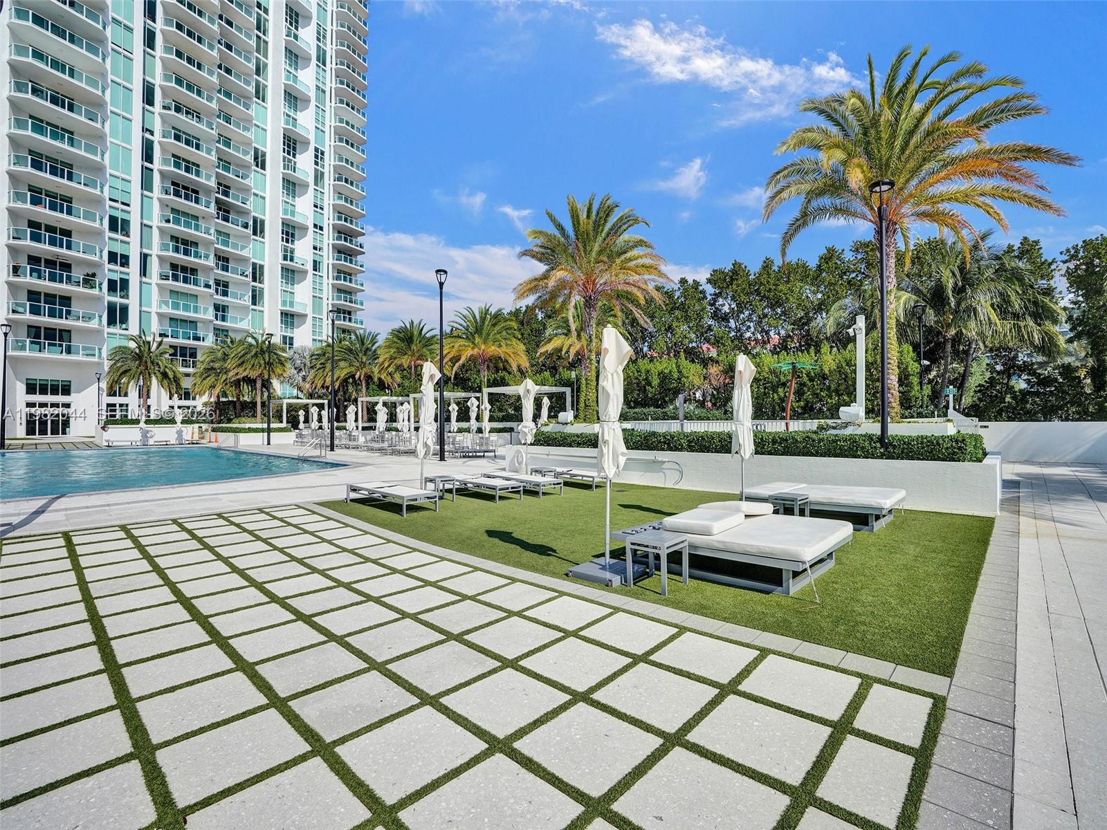 3201 NE 183rd St #301, Aventura FL 33160
