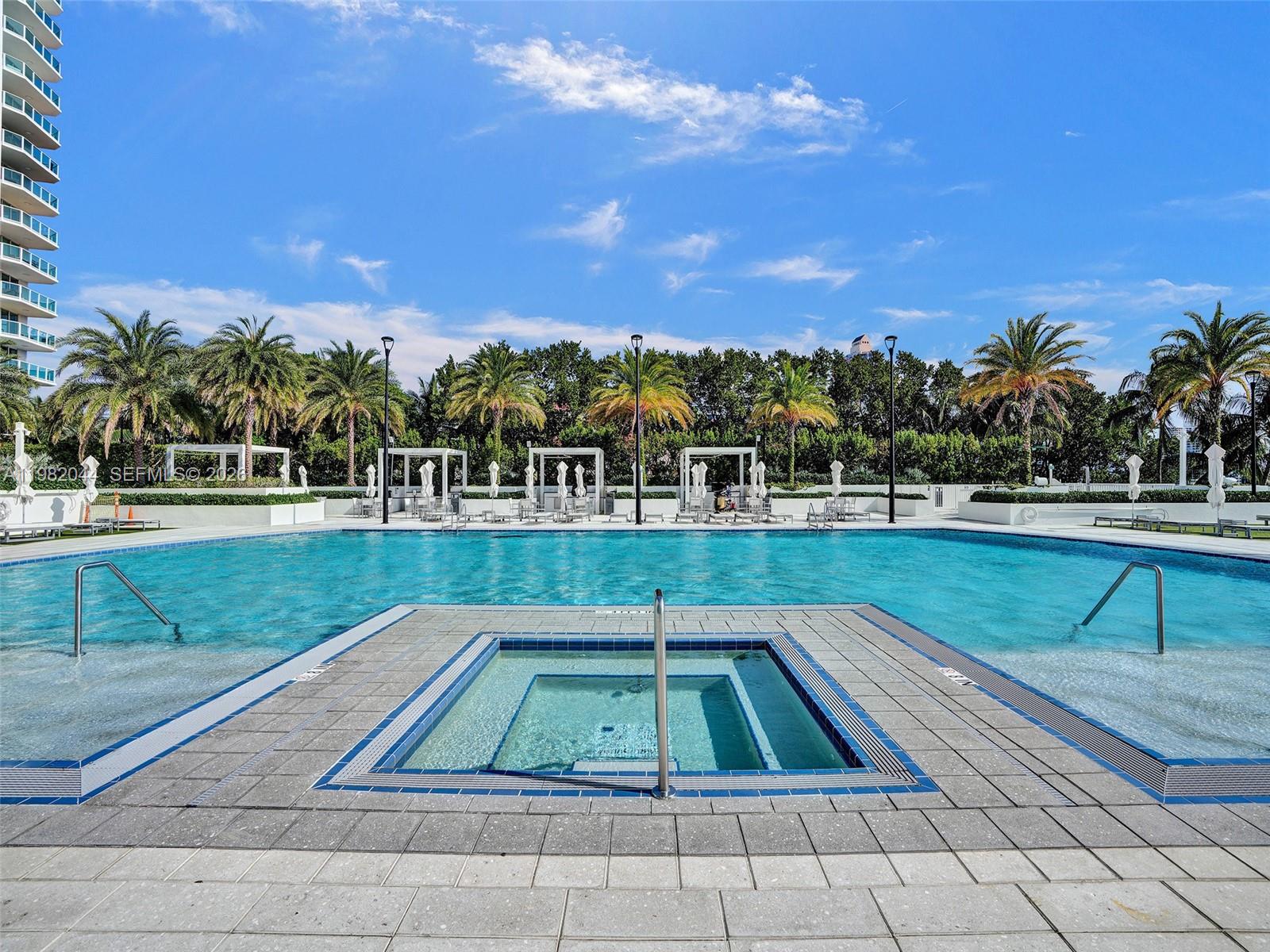 3201 NE 183rd St #301, Aventura FL 33160