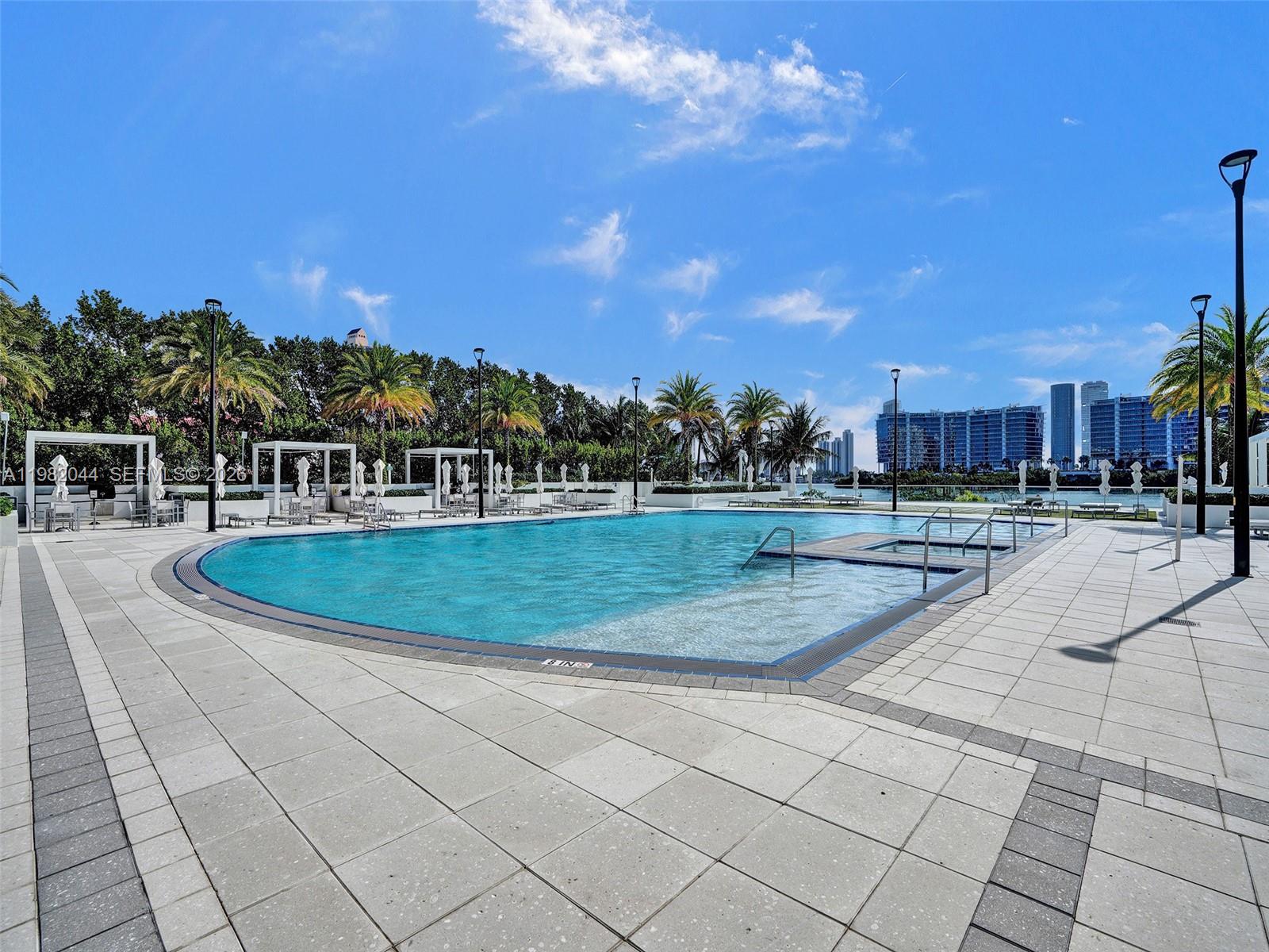 3201 NE 183rd St #301, Aventura FL 33160