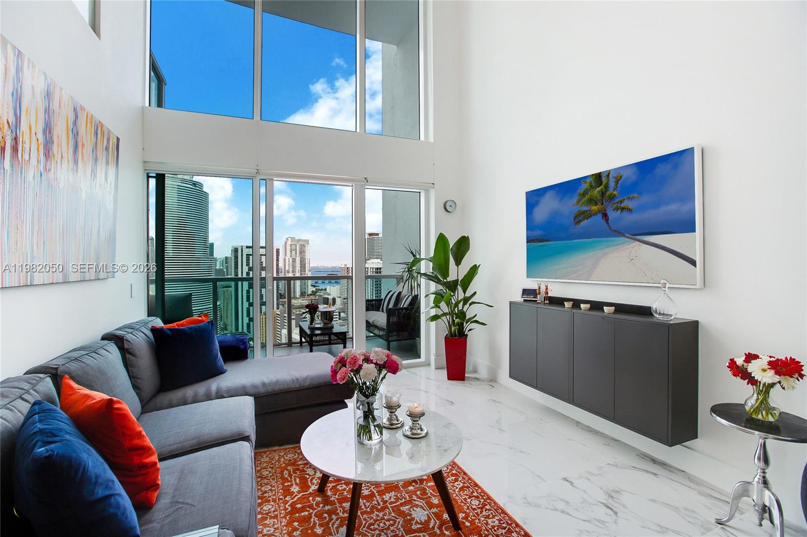 41 SE 5th St #2109, Miami FL 33131