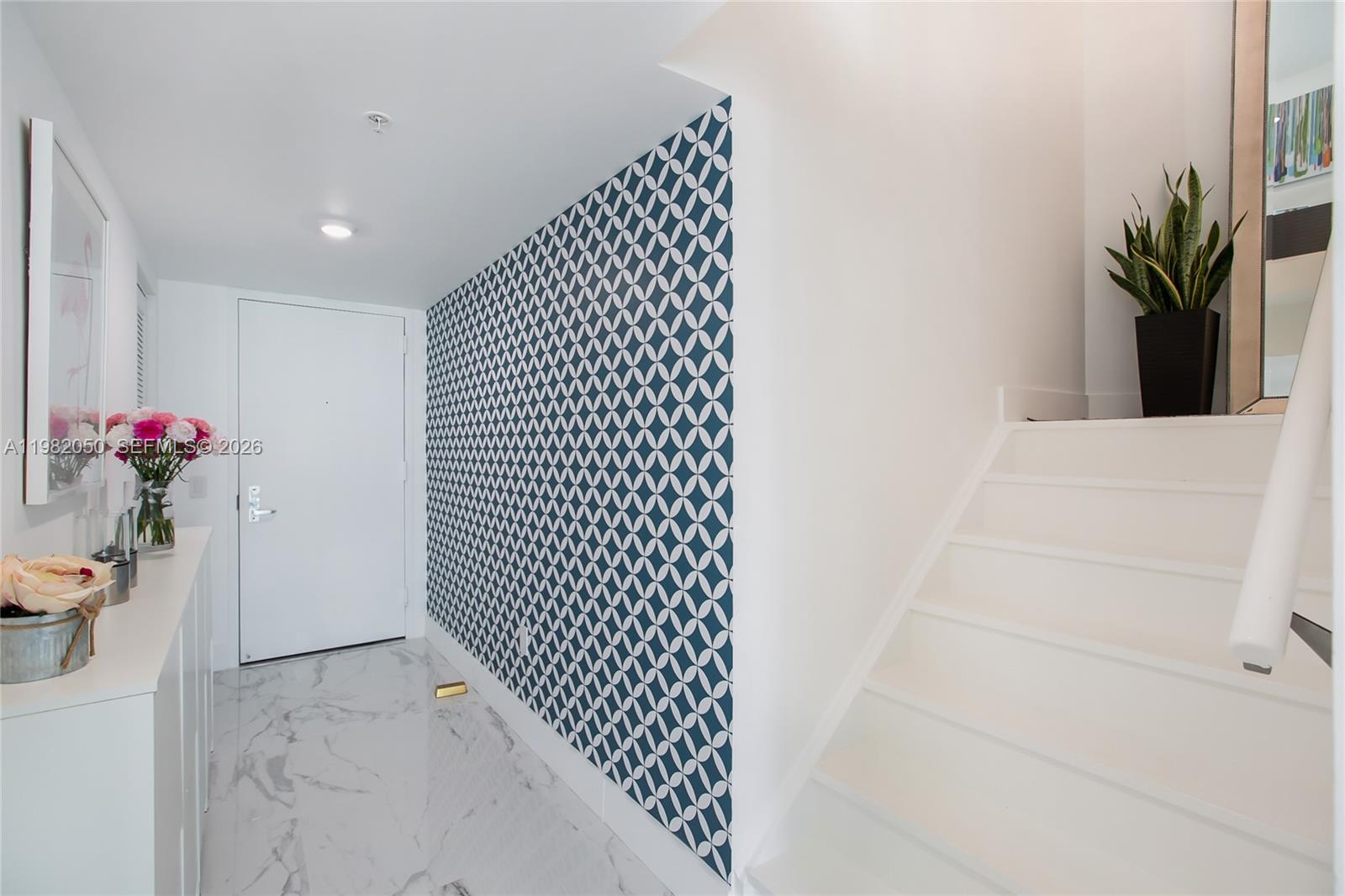 41 SE 5th St #2109, Miami FL 33131