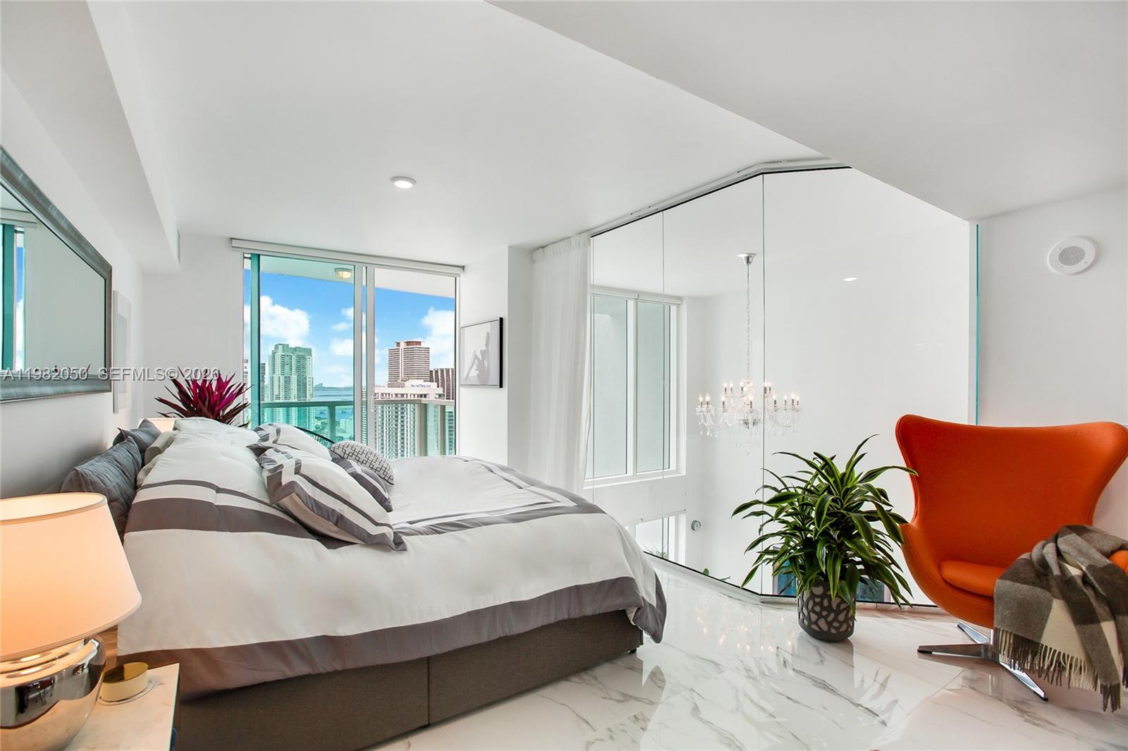 41 SE 5th St #2109, Miami FL 33131