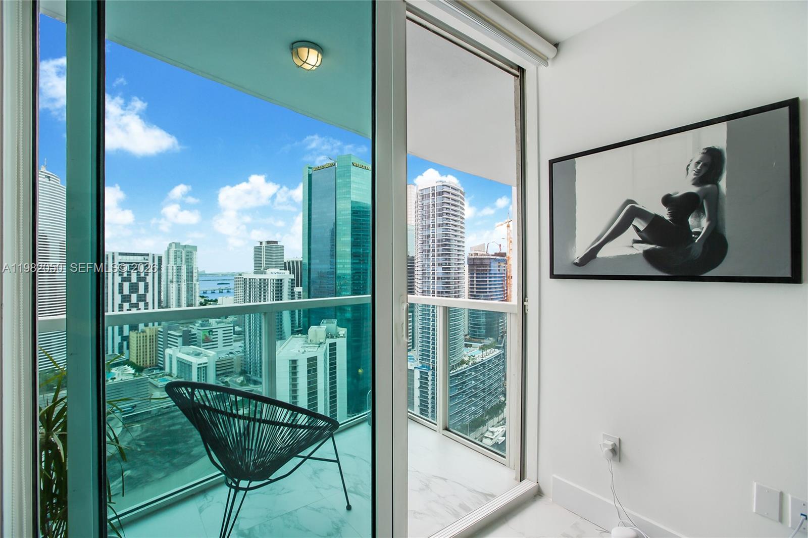 41 SE 5th St #2109, Miami FL 33131