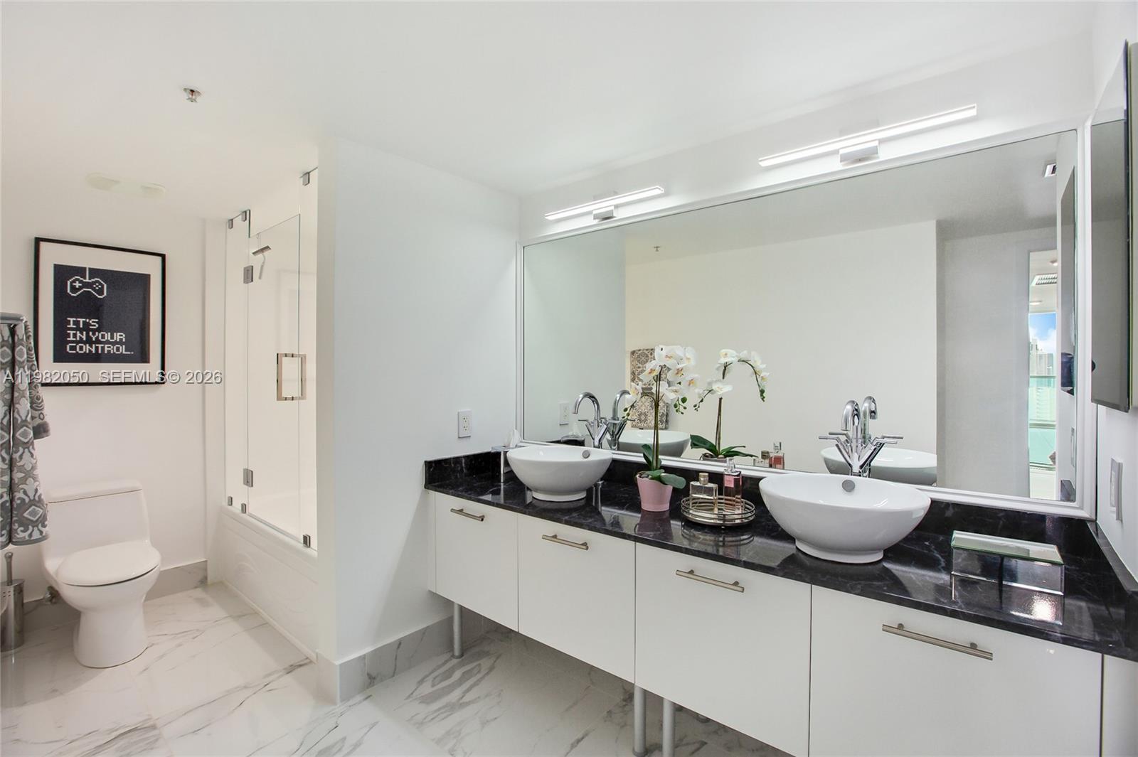 41 SE 5th St #2109, Miami FL 33131