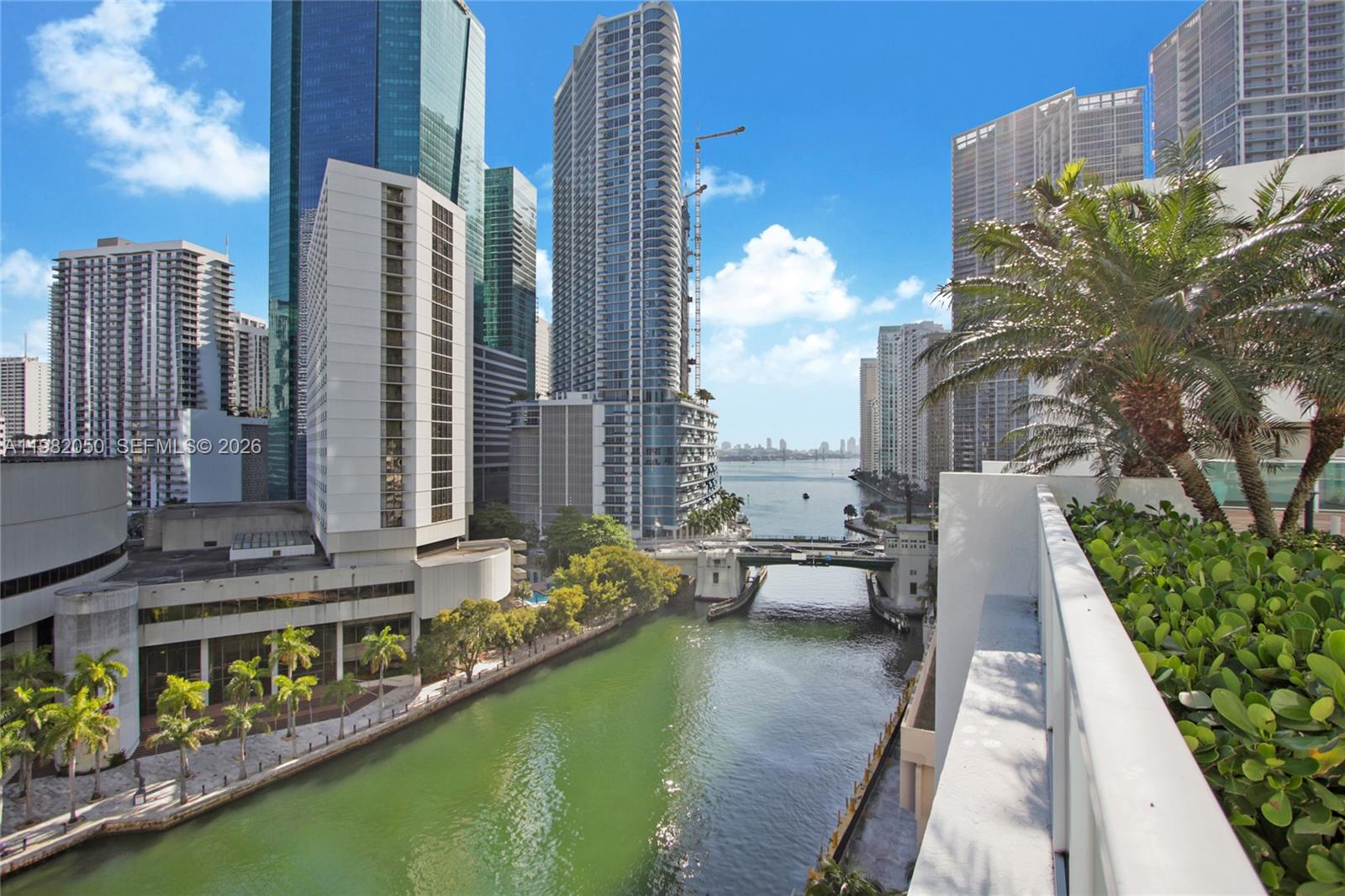 41 SE 5th St #2109, Miami FL 33131