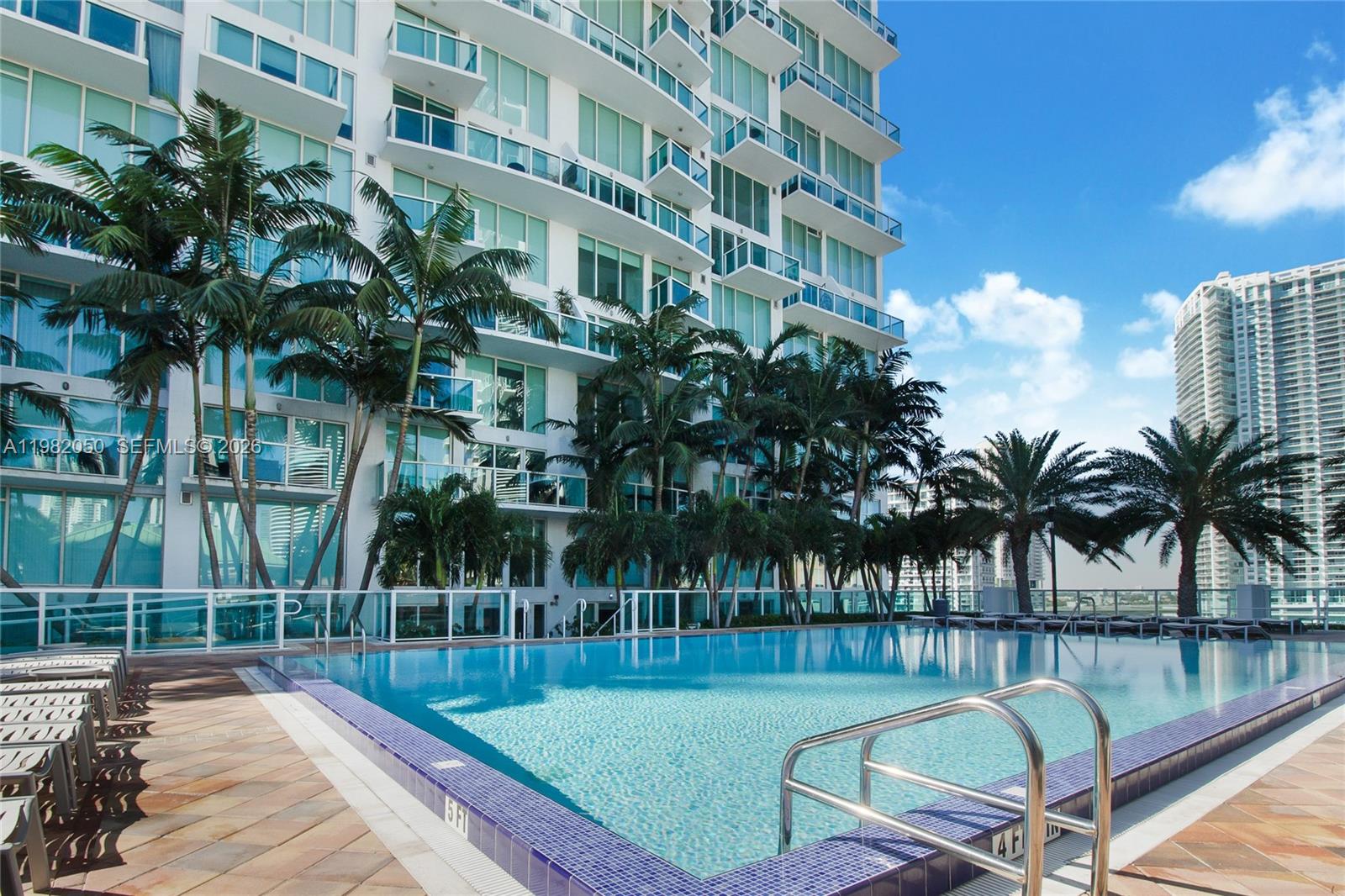 41 SE 5th St #2109, Miami FL 33131