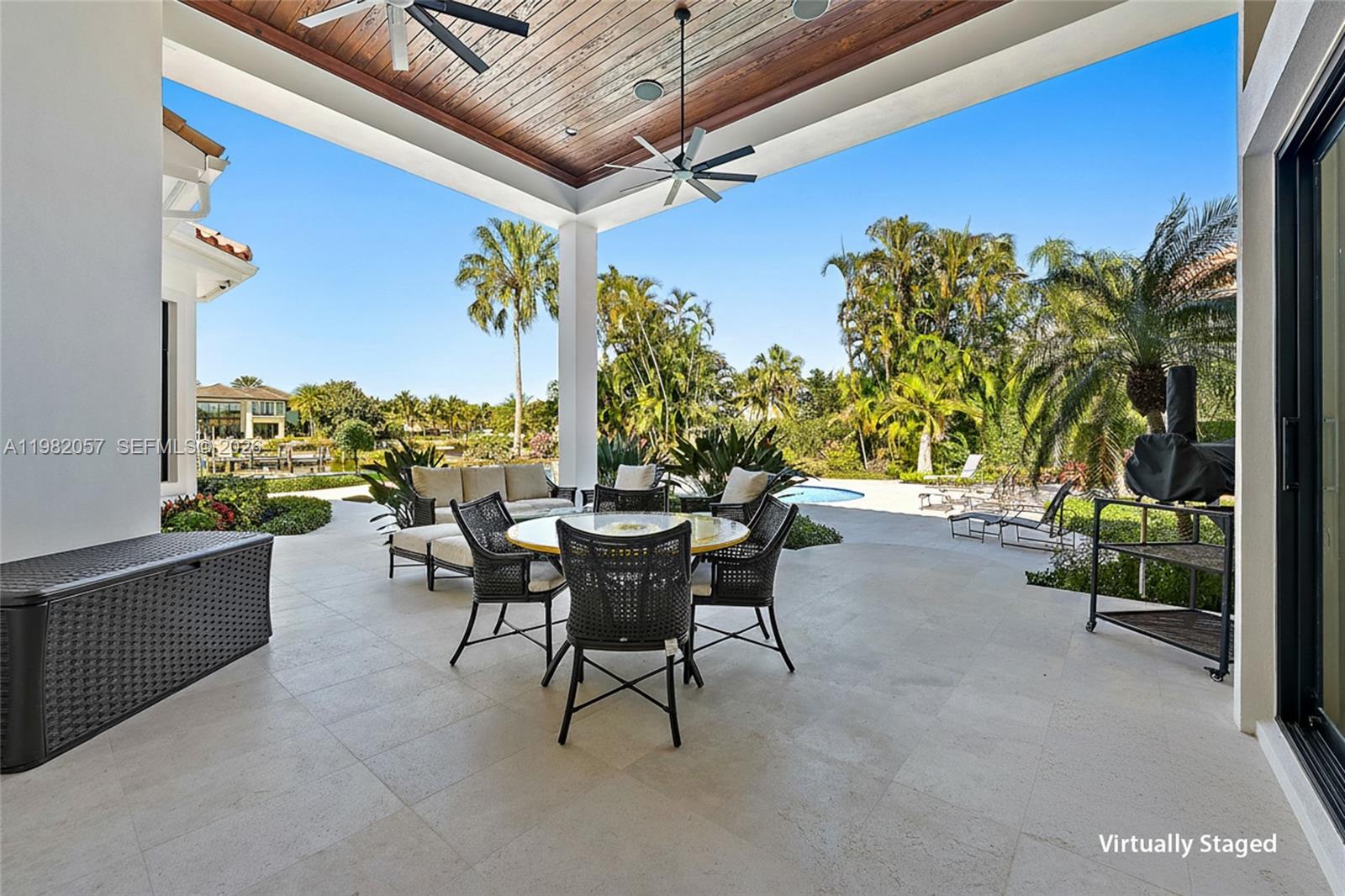 466 Mariner Dr, Jupiter FL 33477