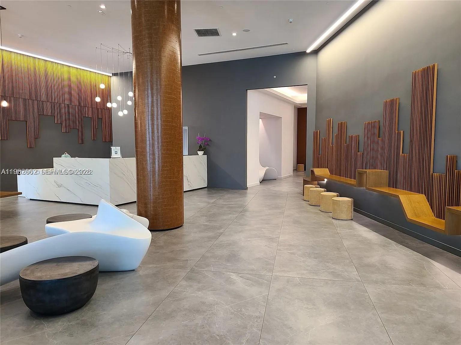 350 S Miami Ave #2109, Miami FL 33130