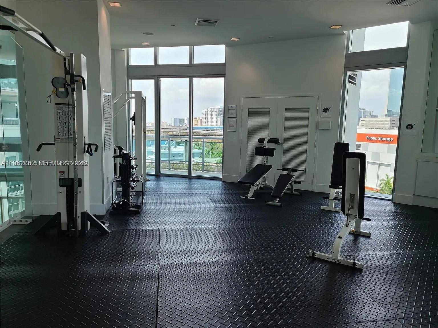 350 S Miami Ave #2109, Miami FL 33130