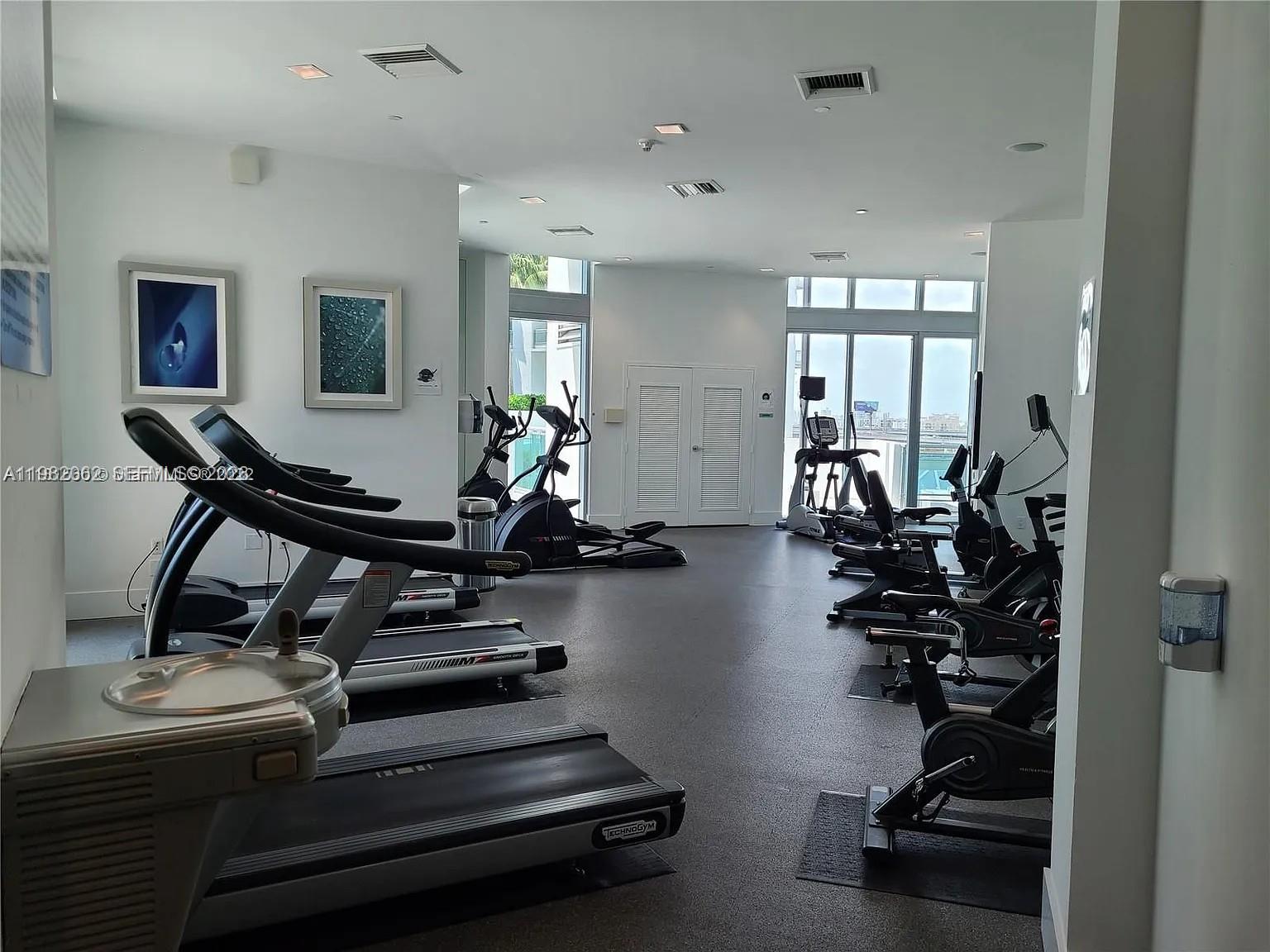 350 S Miami Ave #2109, Miami FL 33130