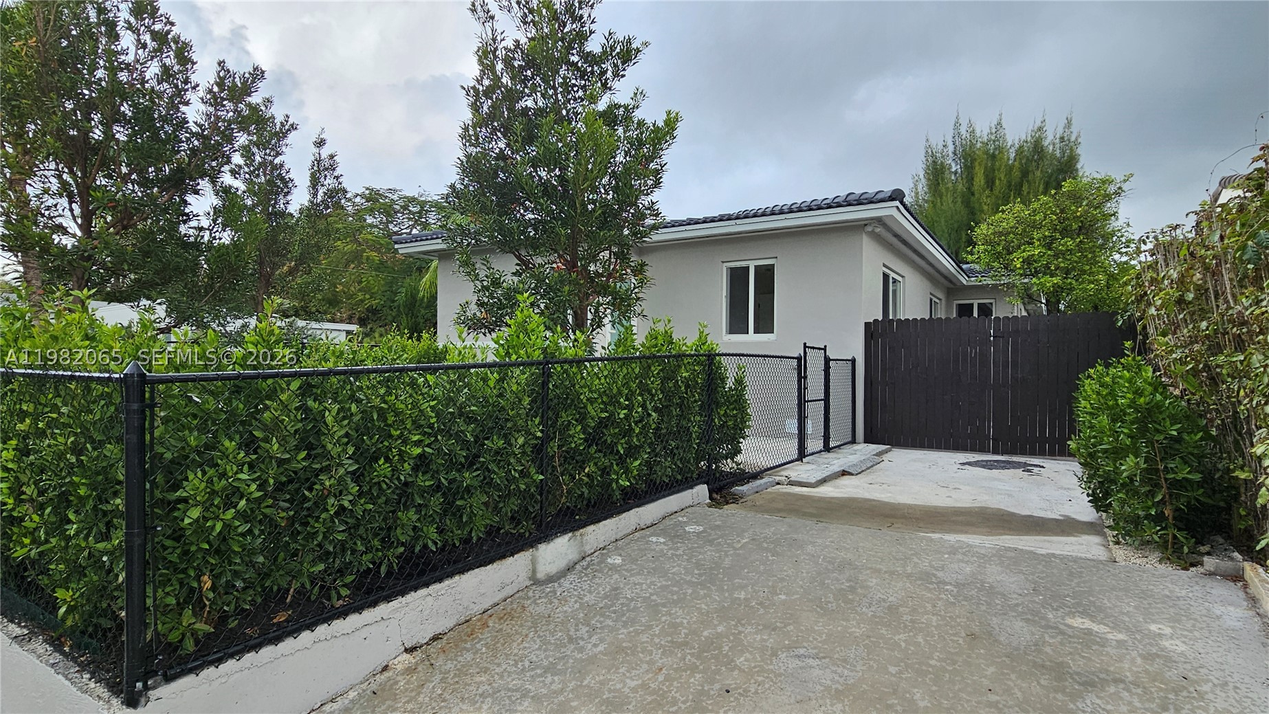 2365 SW 21st Ave, Miami FL 33145