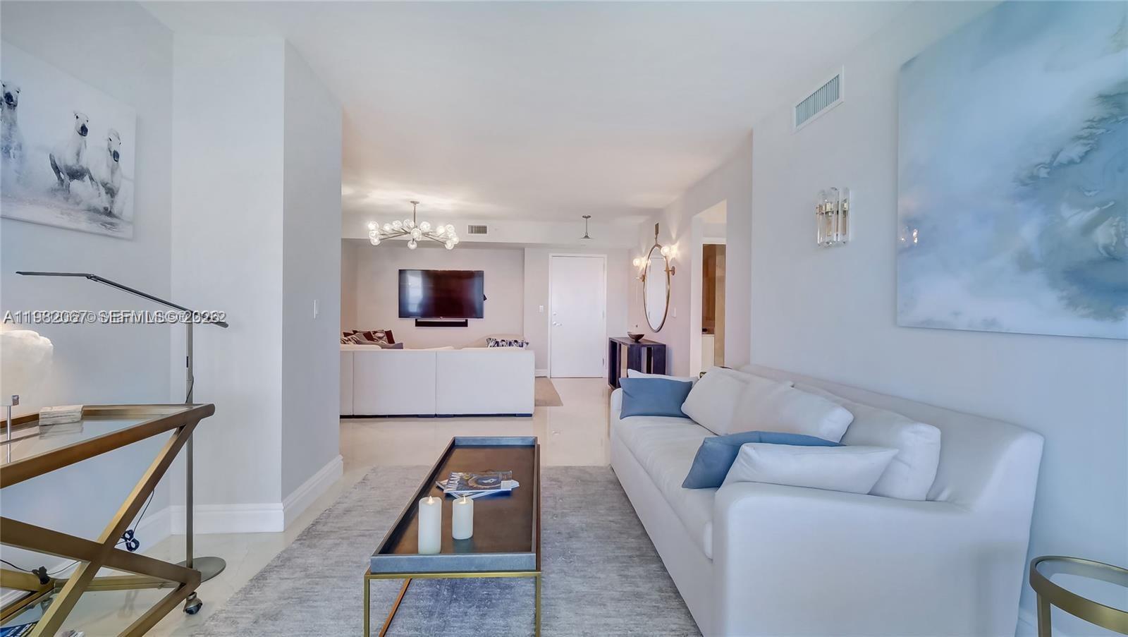 6365 Collins Ave #3802, Miami Beach FL 33141