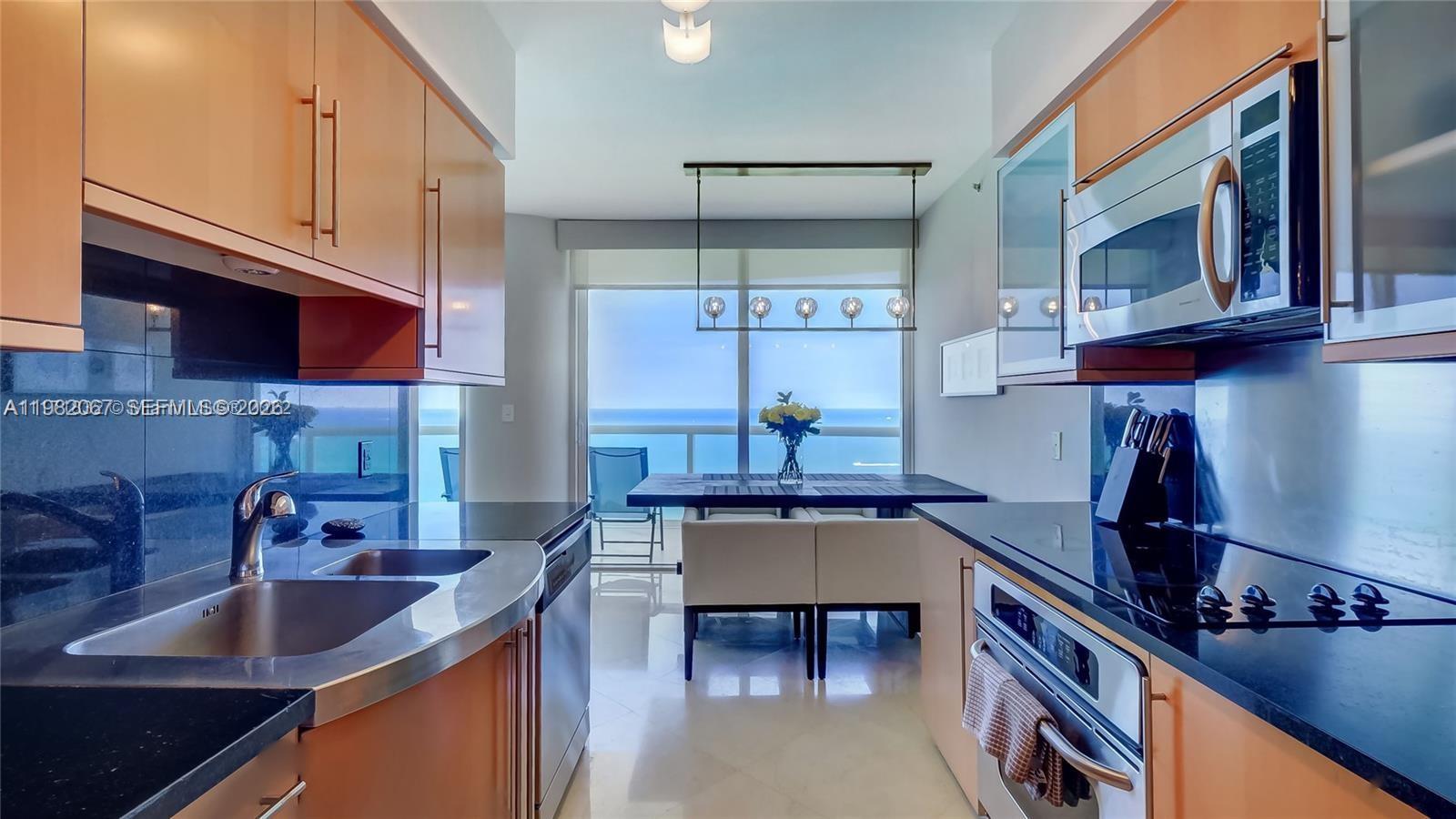 6365 Collins Ave #3802, Miami Beach FL 33141