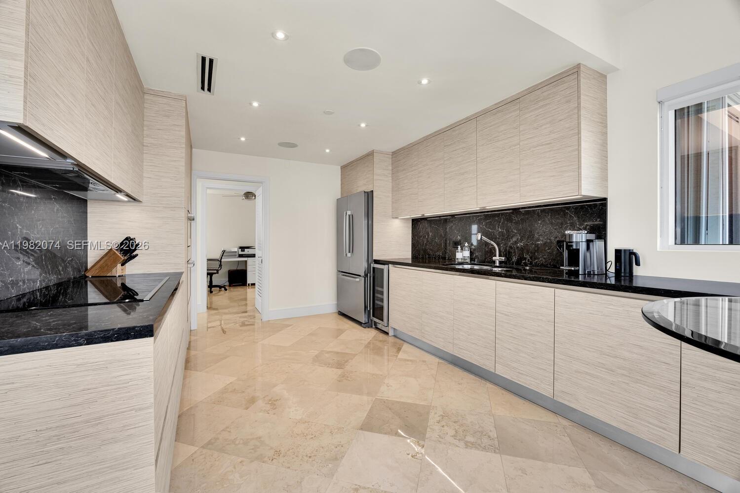 2645 S Bayshore Dr #1802, Miami FL 33133