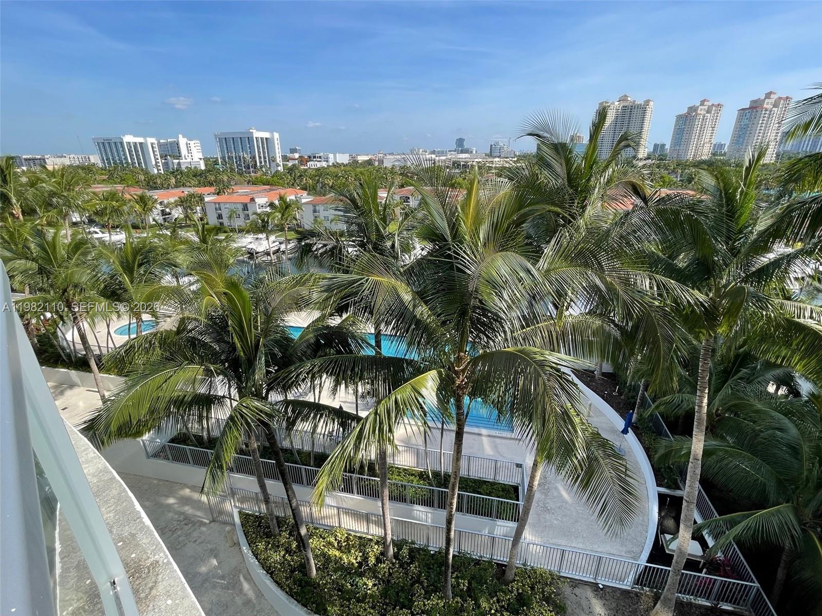 3029 NE 188th St #907, Aventura FL 33180