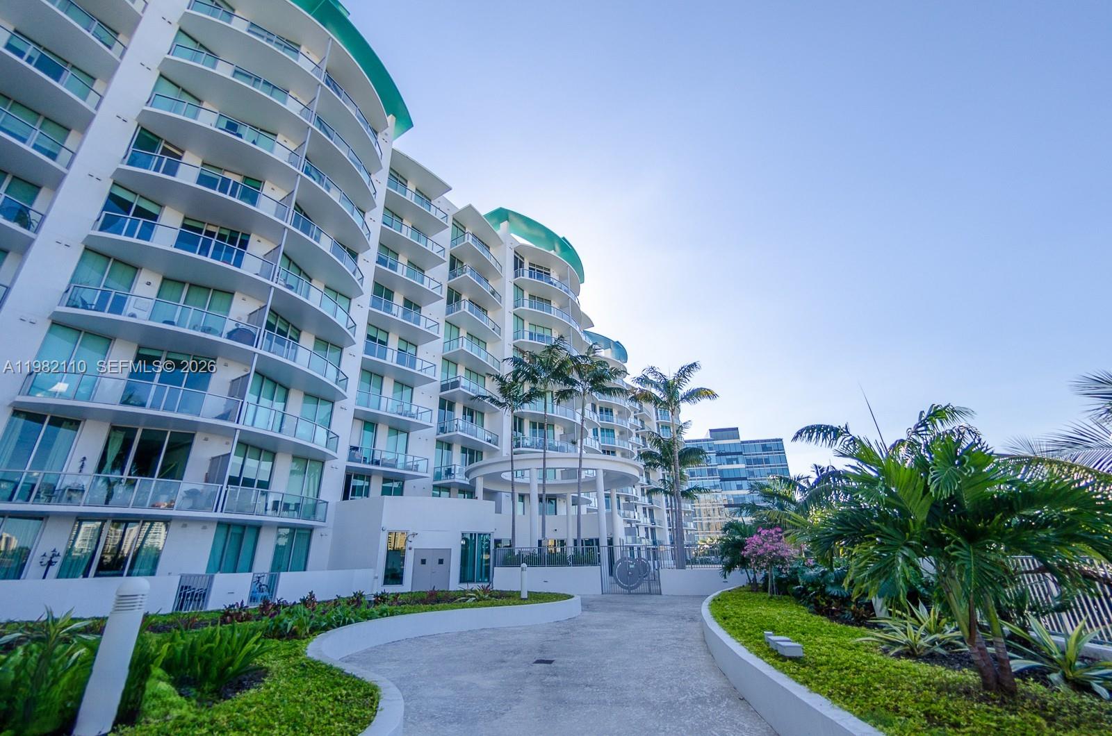 3029 NE 188th St #907, Aventura FL 33180