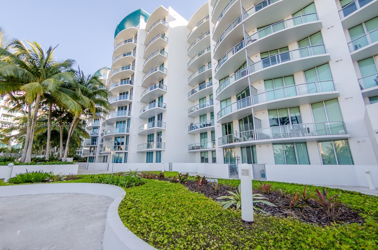 3029 NE 188th St #907, Aventura FL 33180