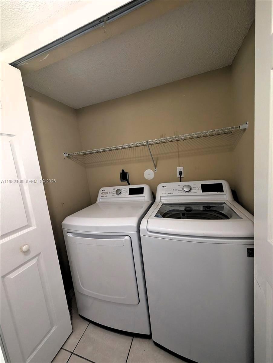 2485 W 76th St #109, Hialeah FL 33016
