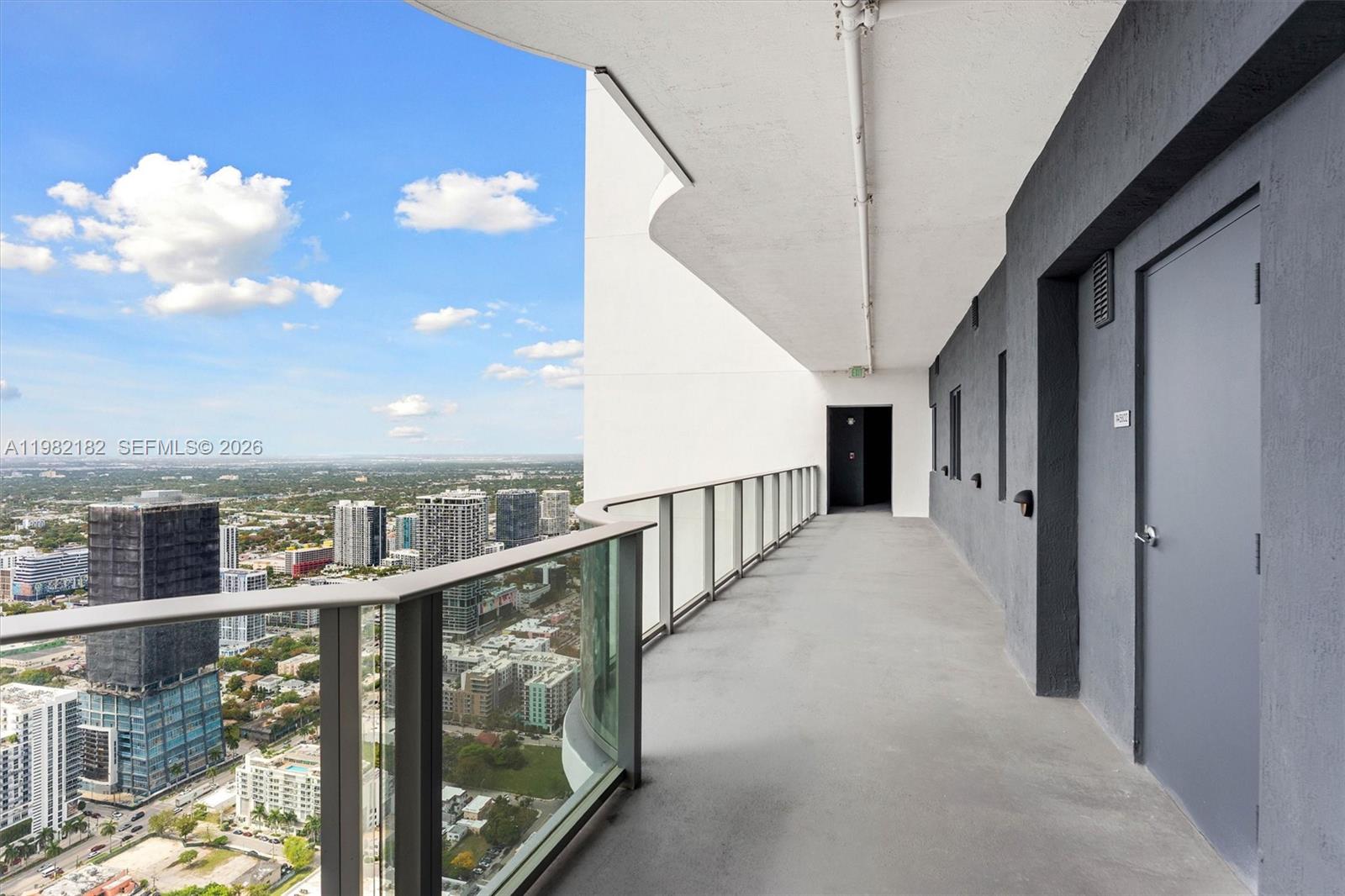 700 NE 24rd St #PH-5802, Miami FL 33137