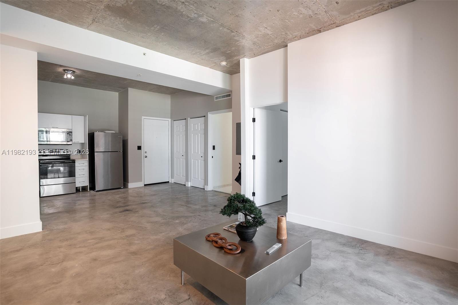 234 NE 3rd St #2206, Miami FL 33132