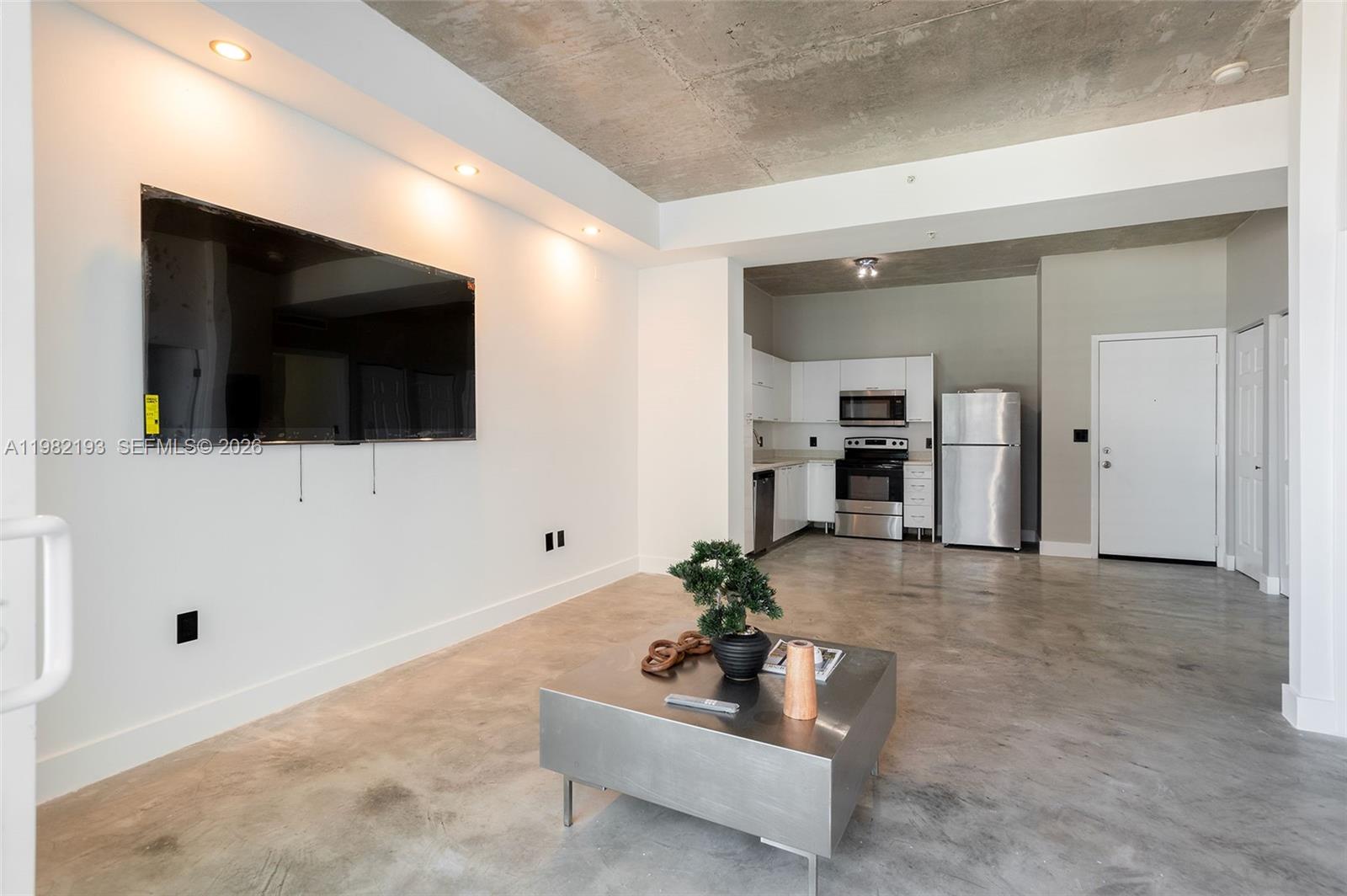234 NE 3rd St #2206, Miami FL 33132