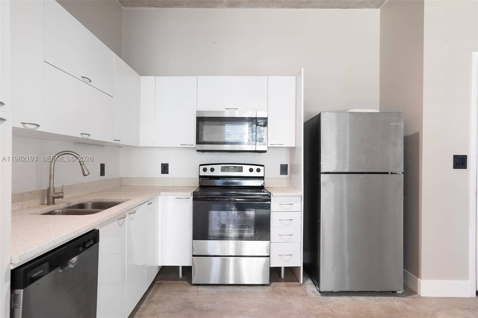 234 NE 3rd St #2206, Miami FL 33132