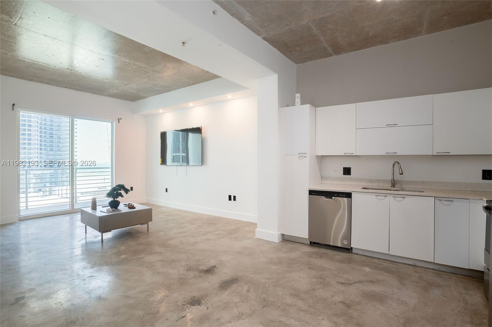 234 NE 3rd St #2206, Miami FL 33132