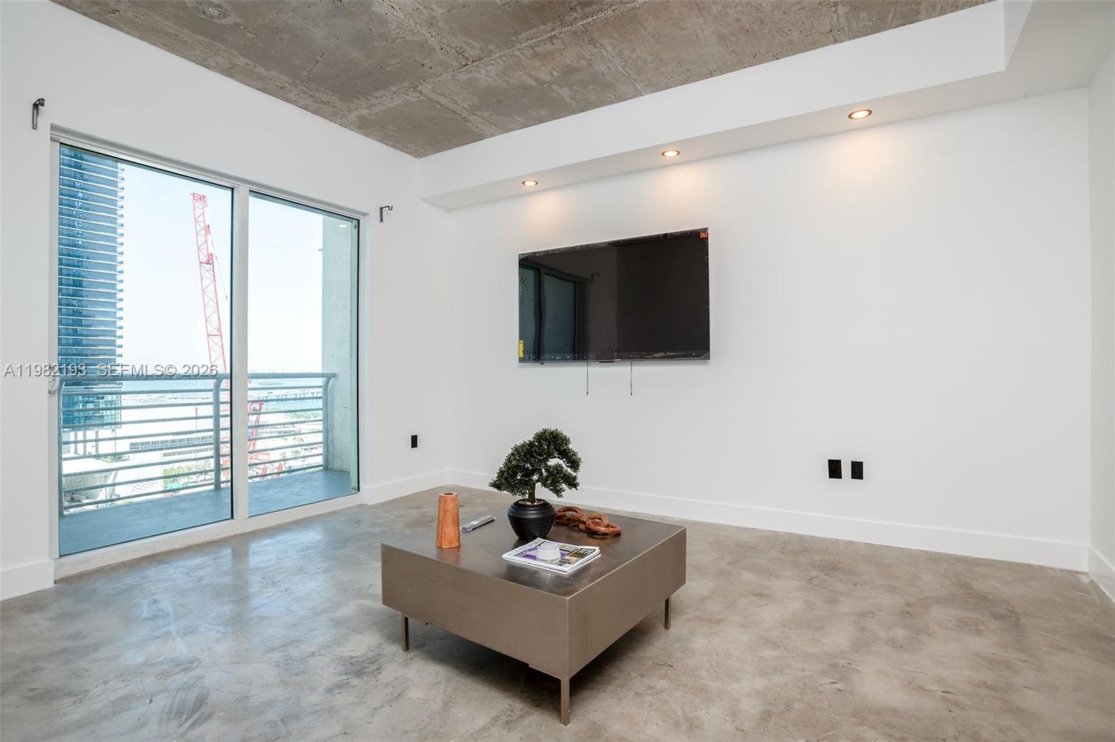 234 NE 3rd St #2206, Miami FL 33132