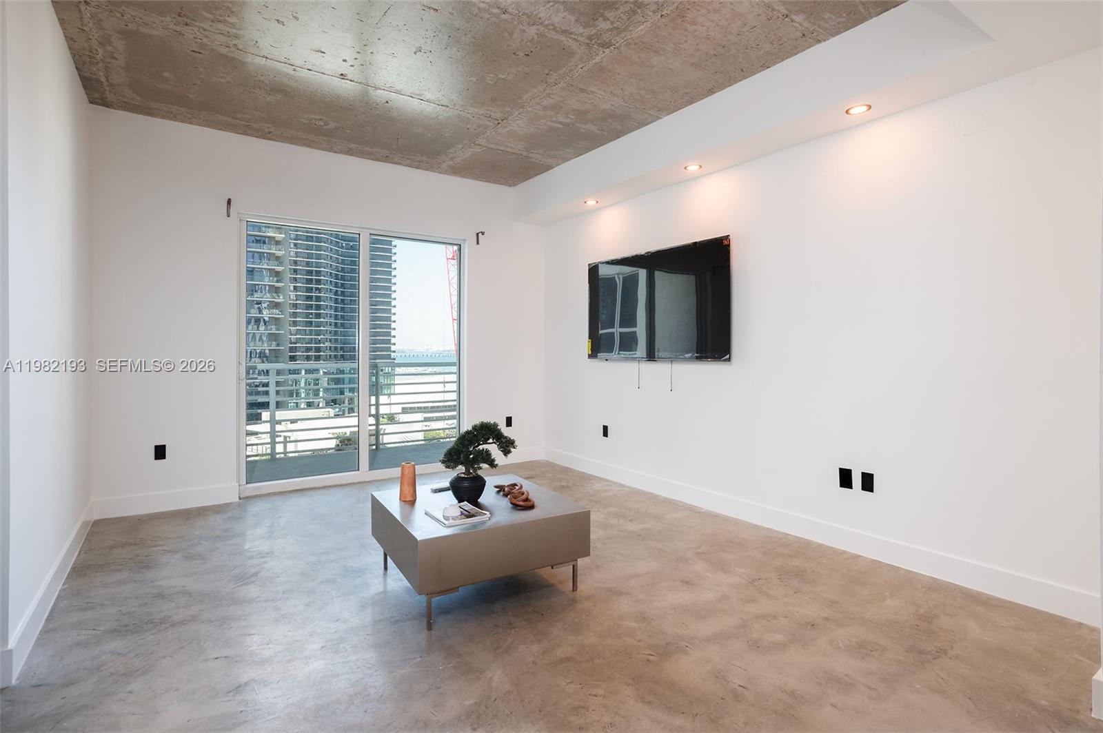 234 NE 3rd St #2206, Miami FL 33132