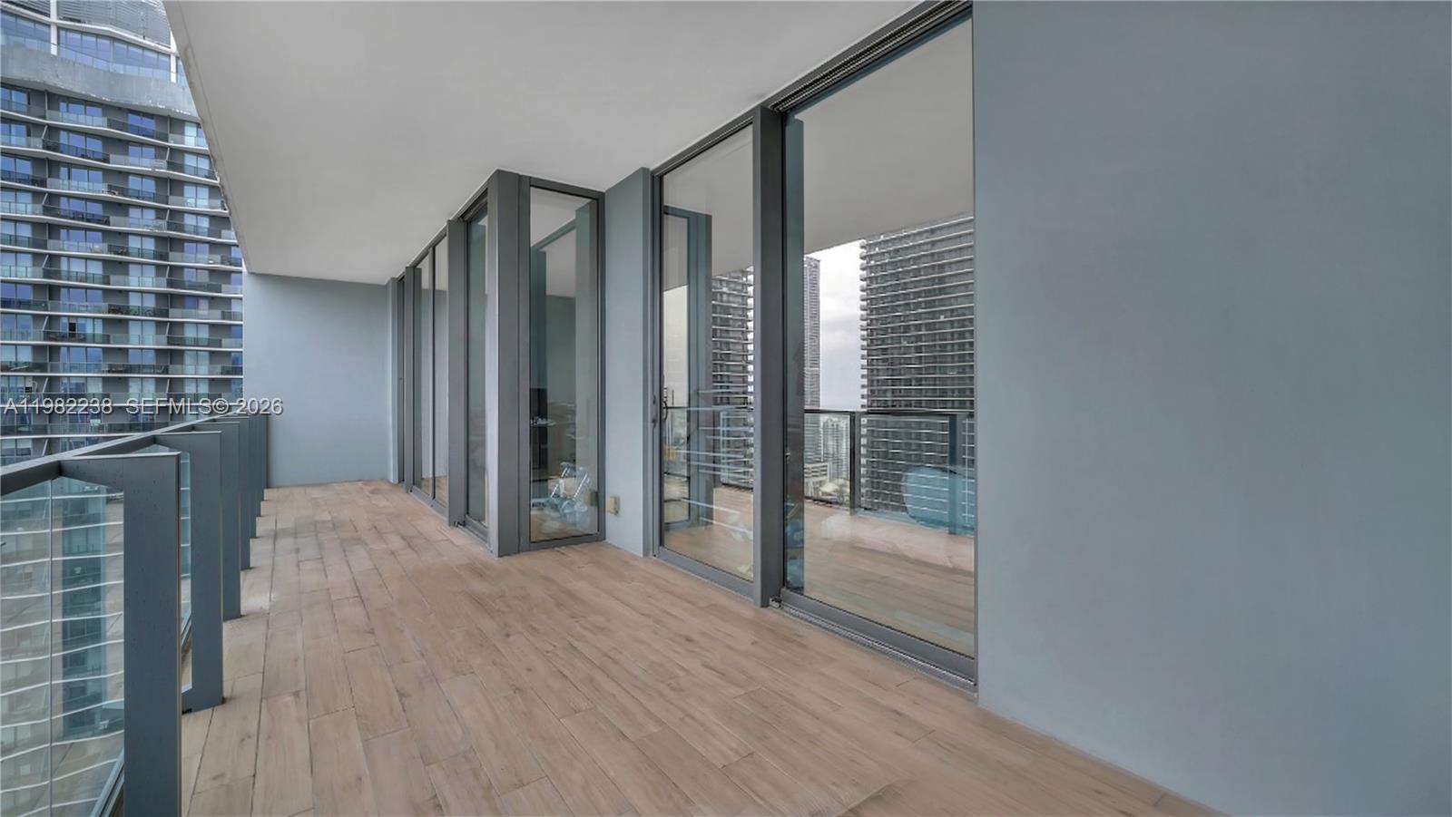 88 SW 7th St #3307, Miami FL 33130