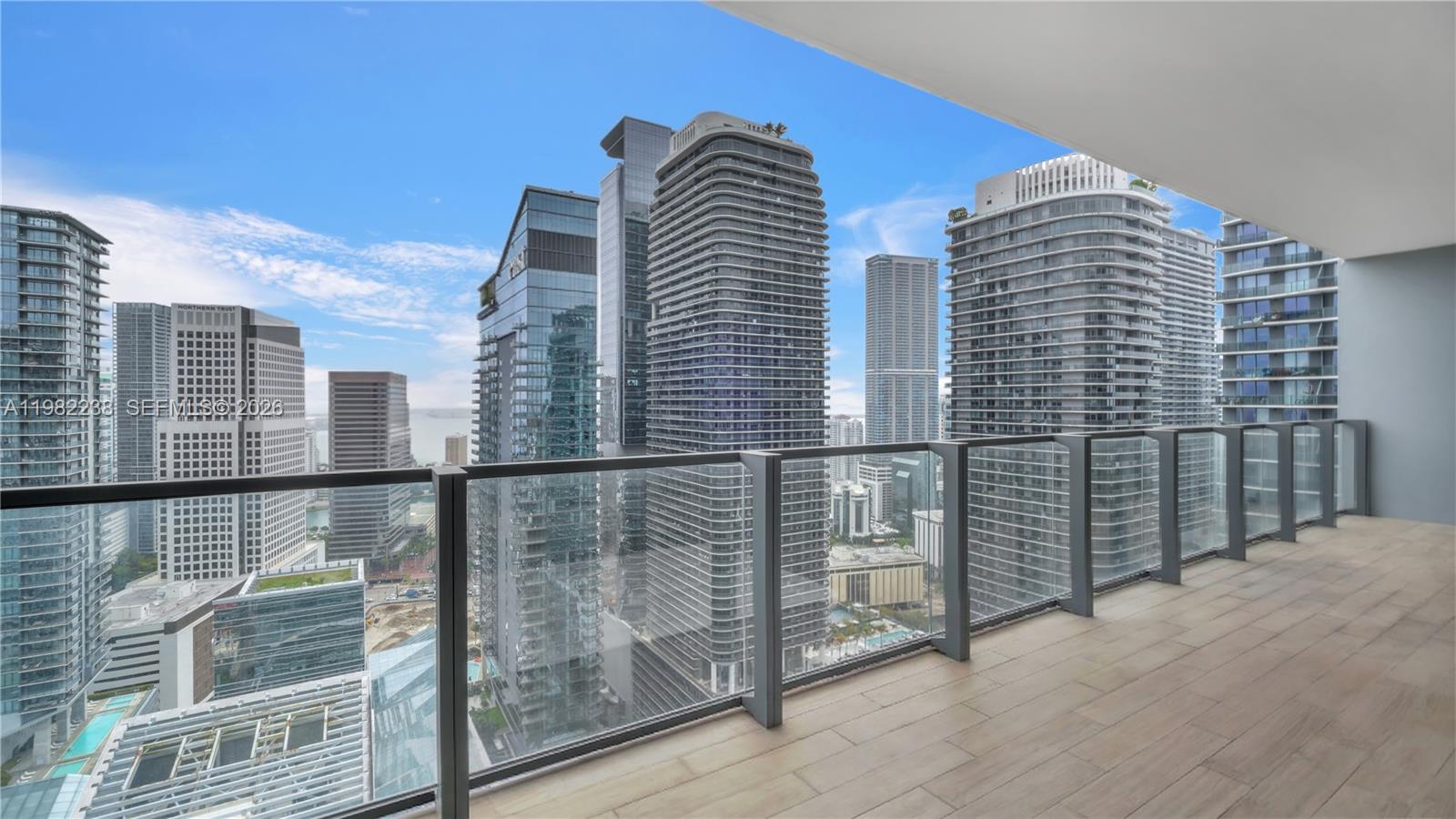 88 SW 7th St #3307, Miami FL 33130