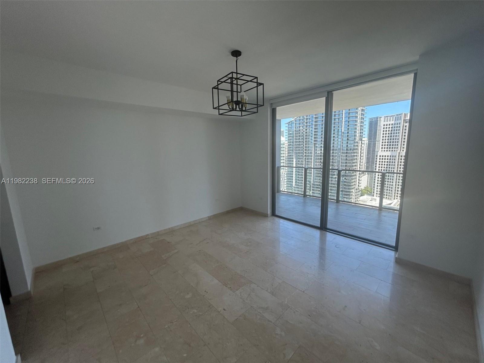 88 SW 7th St #3307, Miami FL 33130