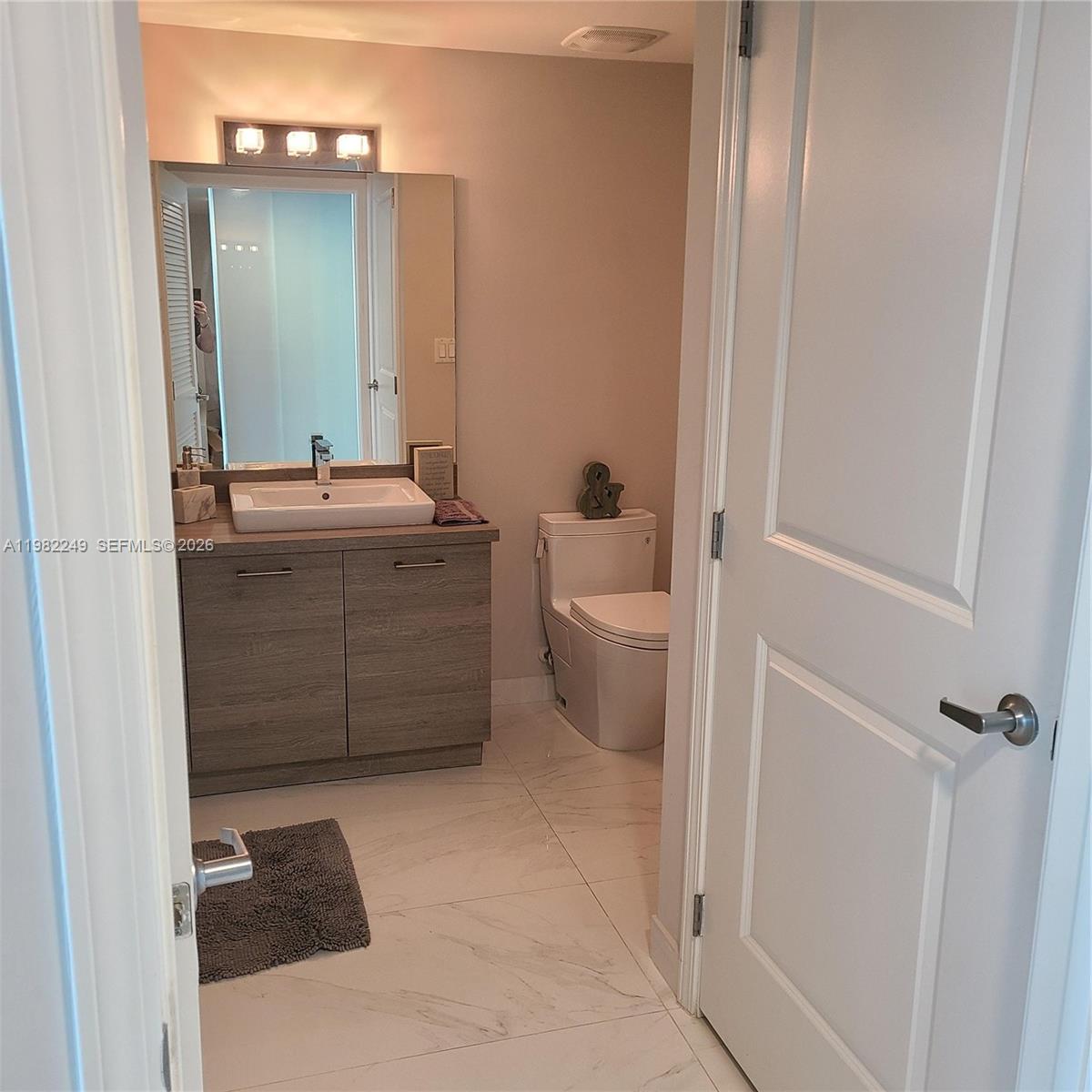 400 Sunny Isles Blvd #717, Sunny Isles Beach FL 33160